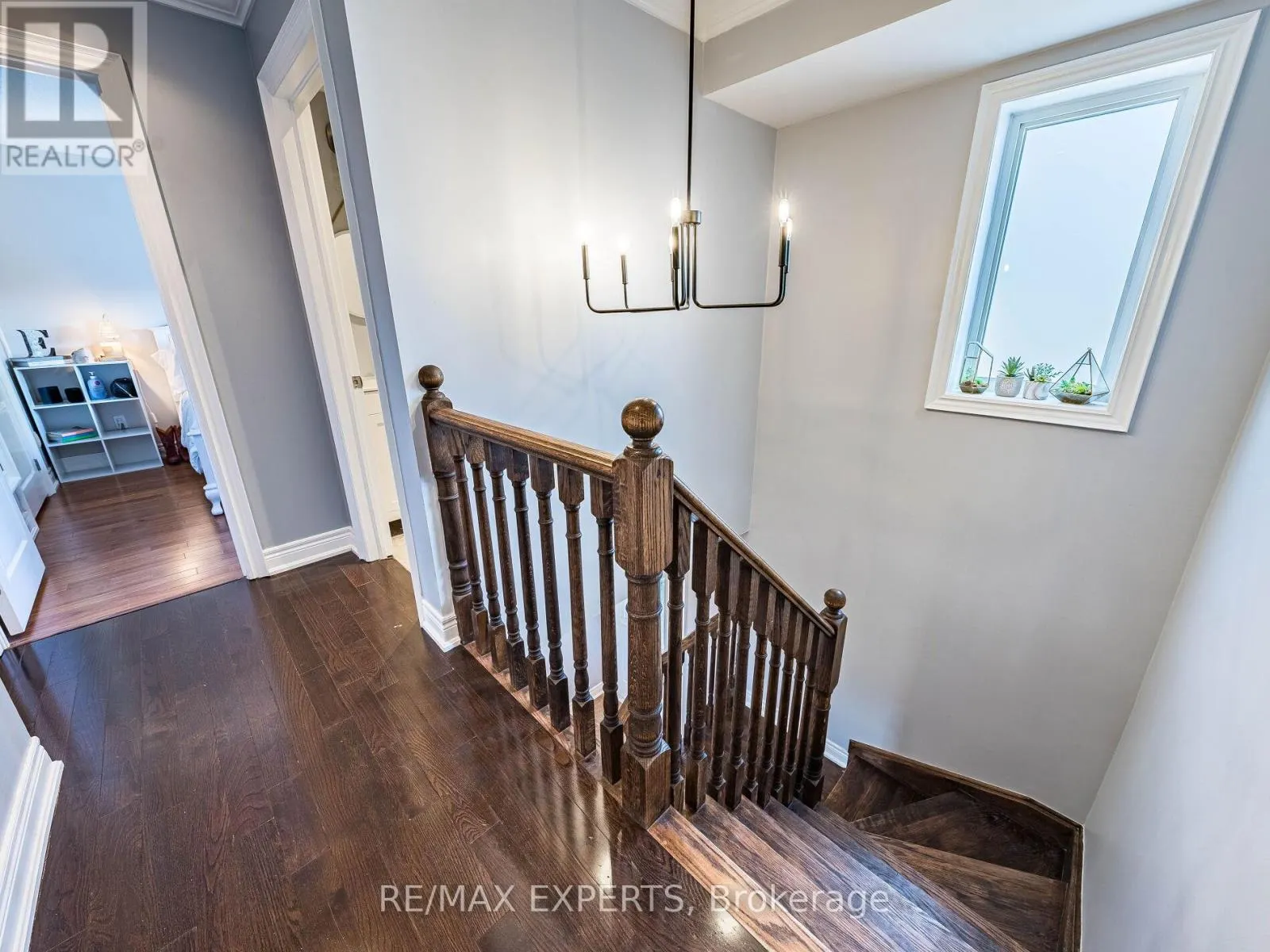 20 FOXCHASE DRIVE