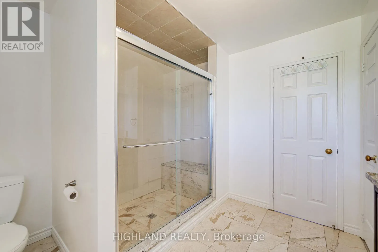 257 HUNTINGTON RIDGE DRIVE