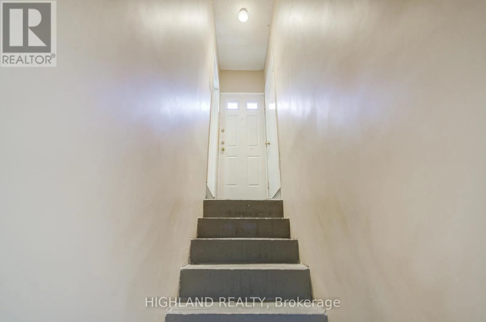 257 HUNTINGTON RIDGE DRIVE