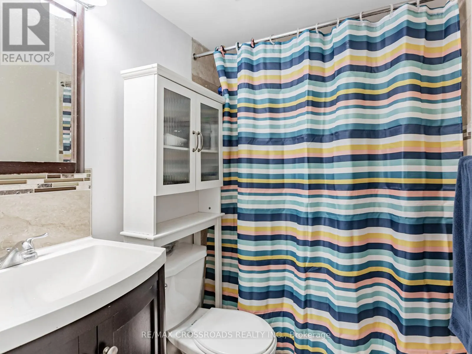 206 - 60 STEVENSON ROAD