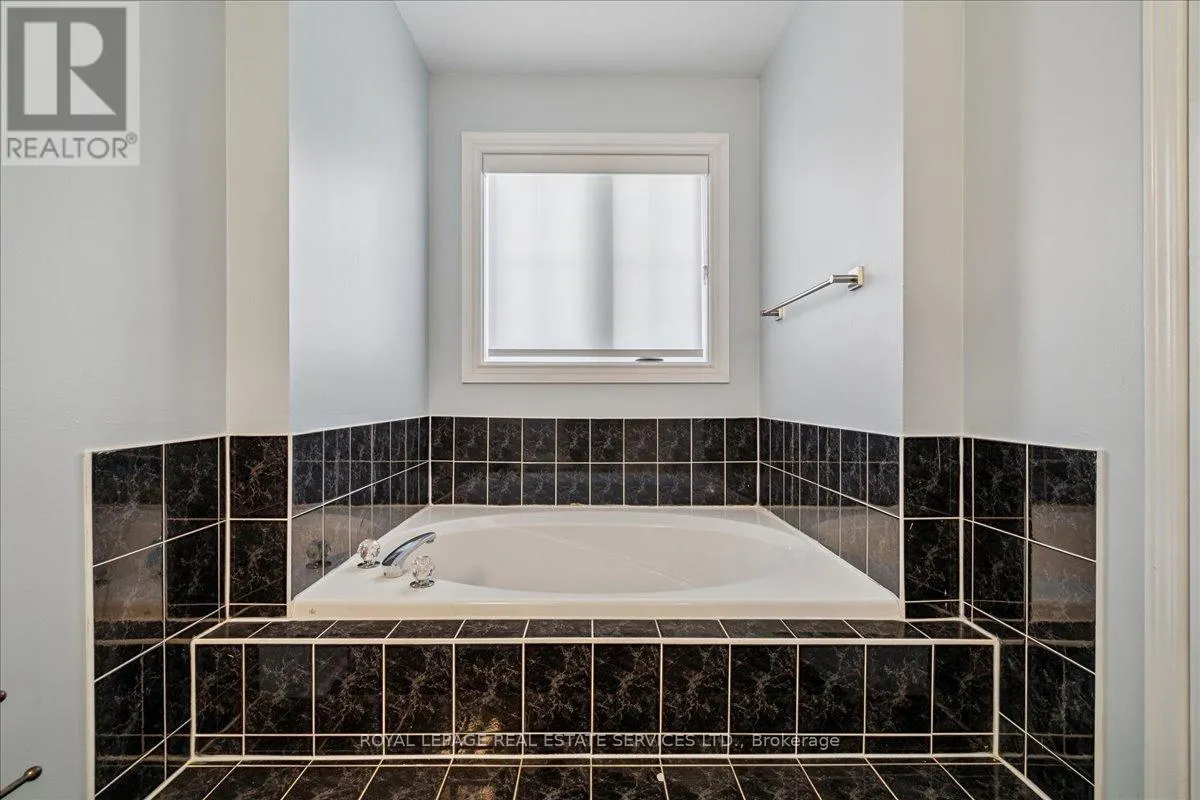 60 - 2350 BRITANNIA ROAD W