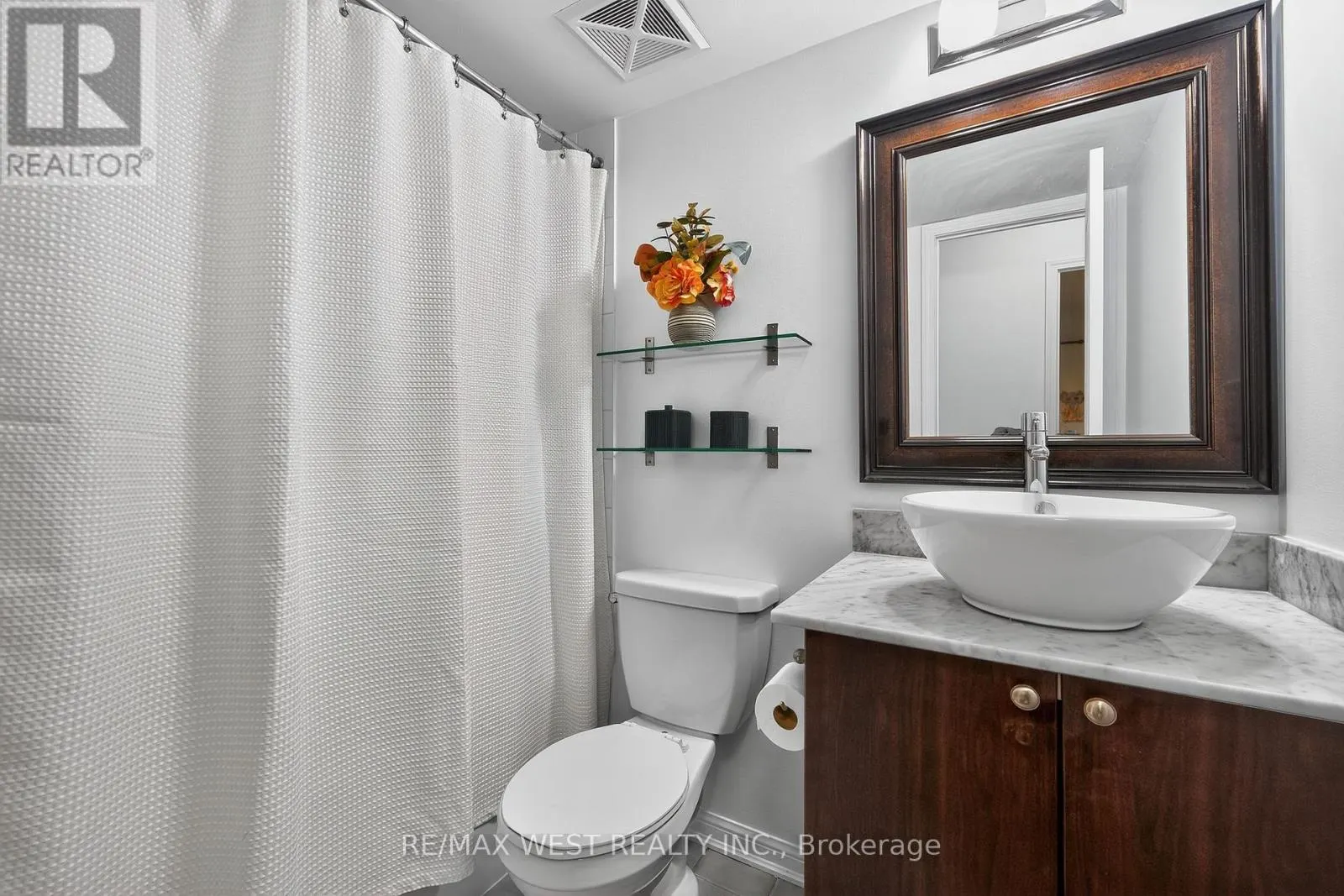 117 - 14 FOUNDRY AVENUE