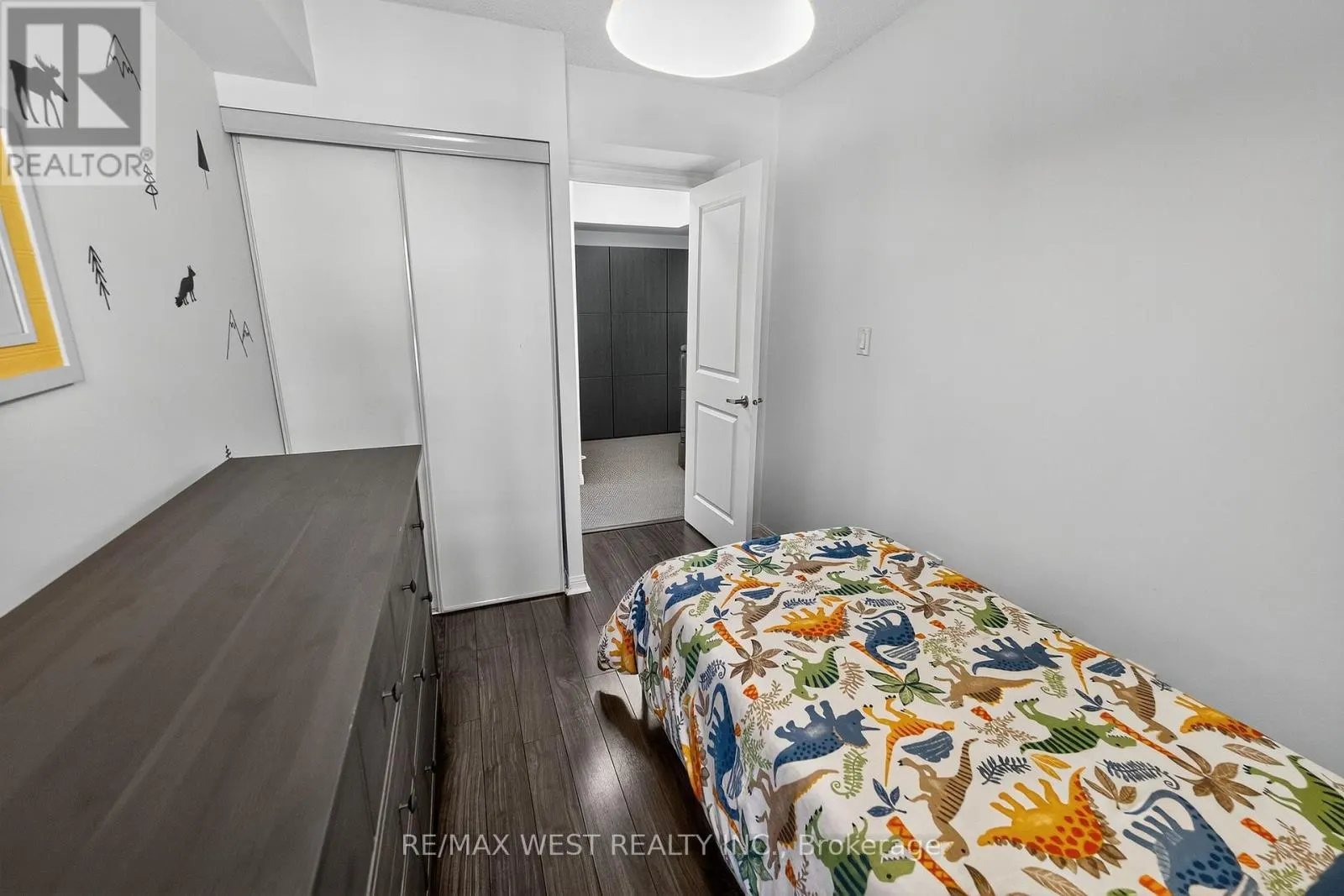 117 - 14 FOUNDRY AVENUE