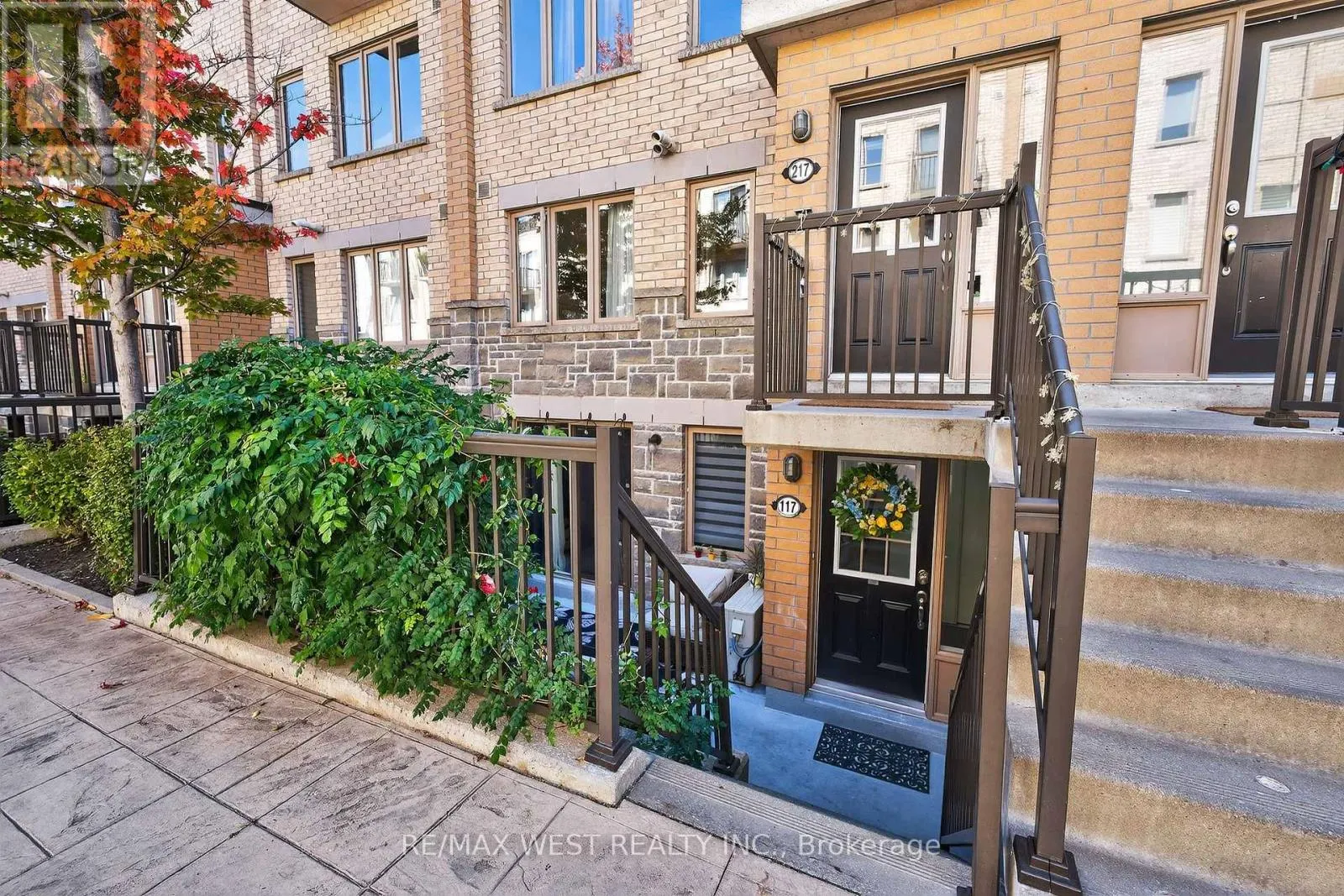 117 - 14 FOUNDRY AVENUE