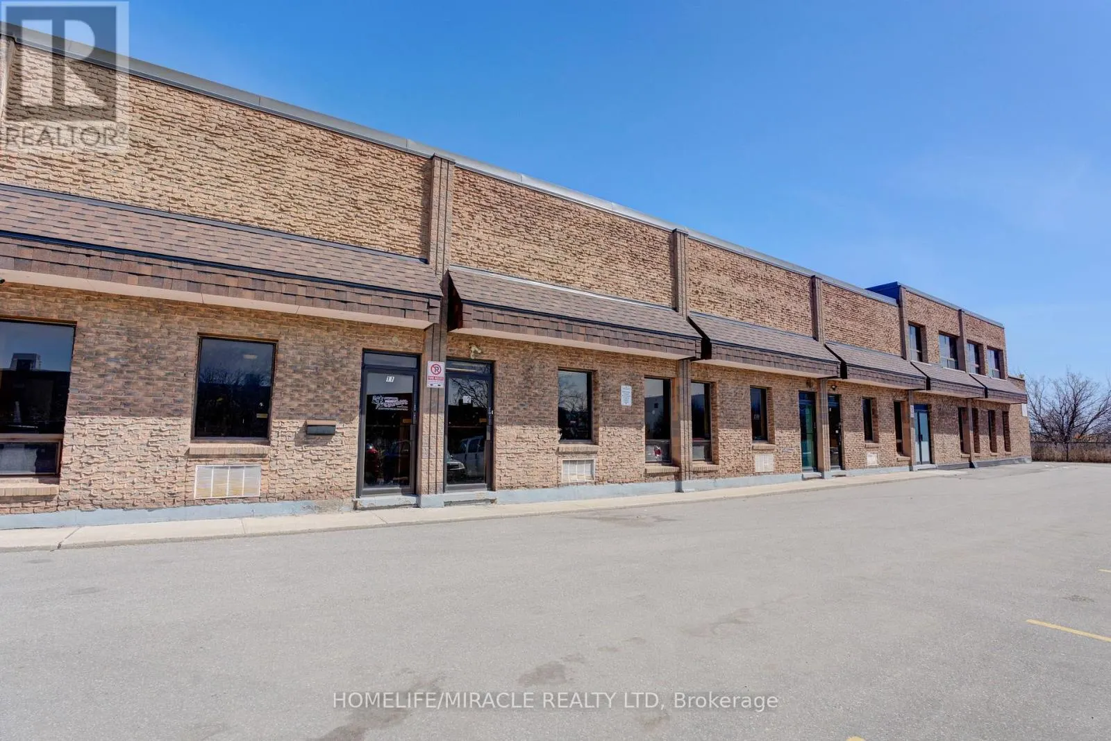 11 - 175 ADVANCE BOULEVARD