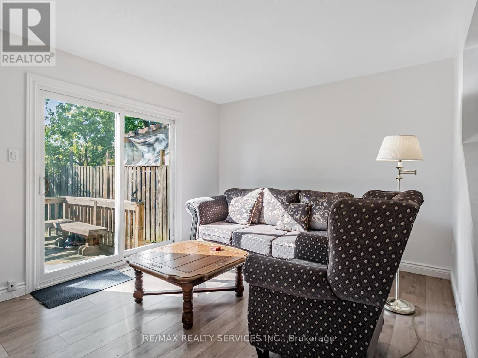 13 GOLD PINE COURT