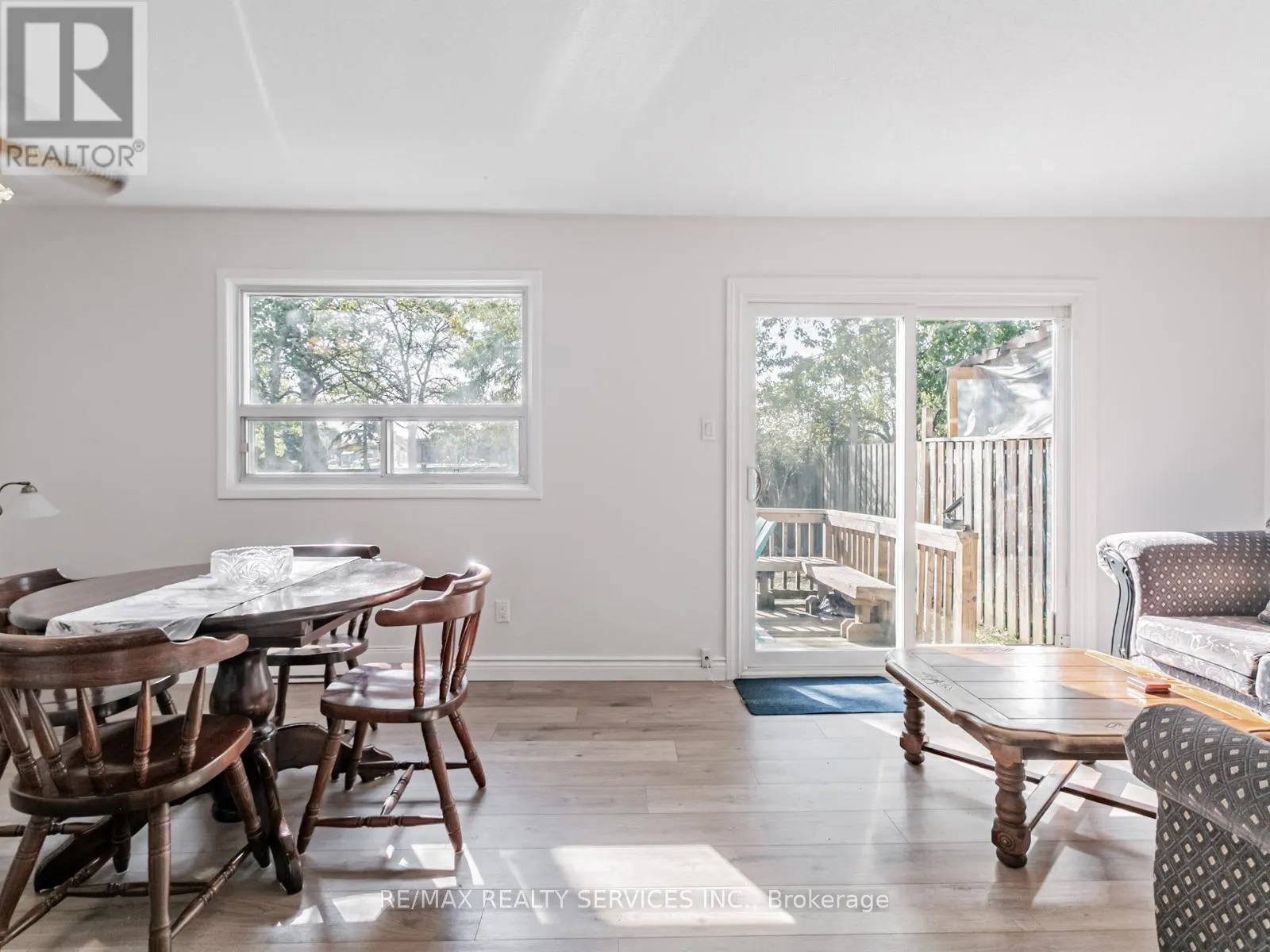 13 GOLD PINE COURT
