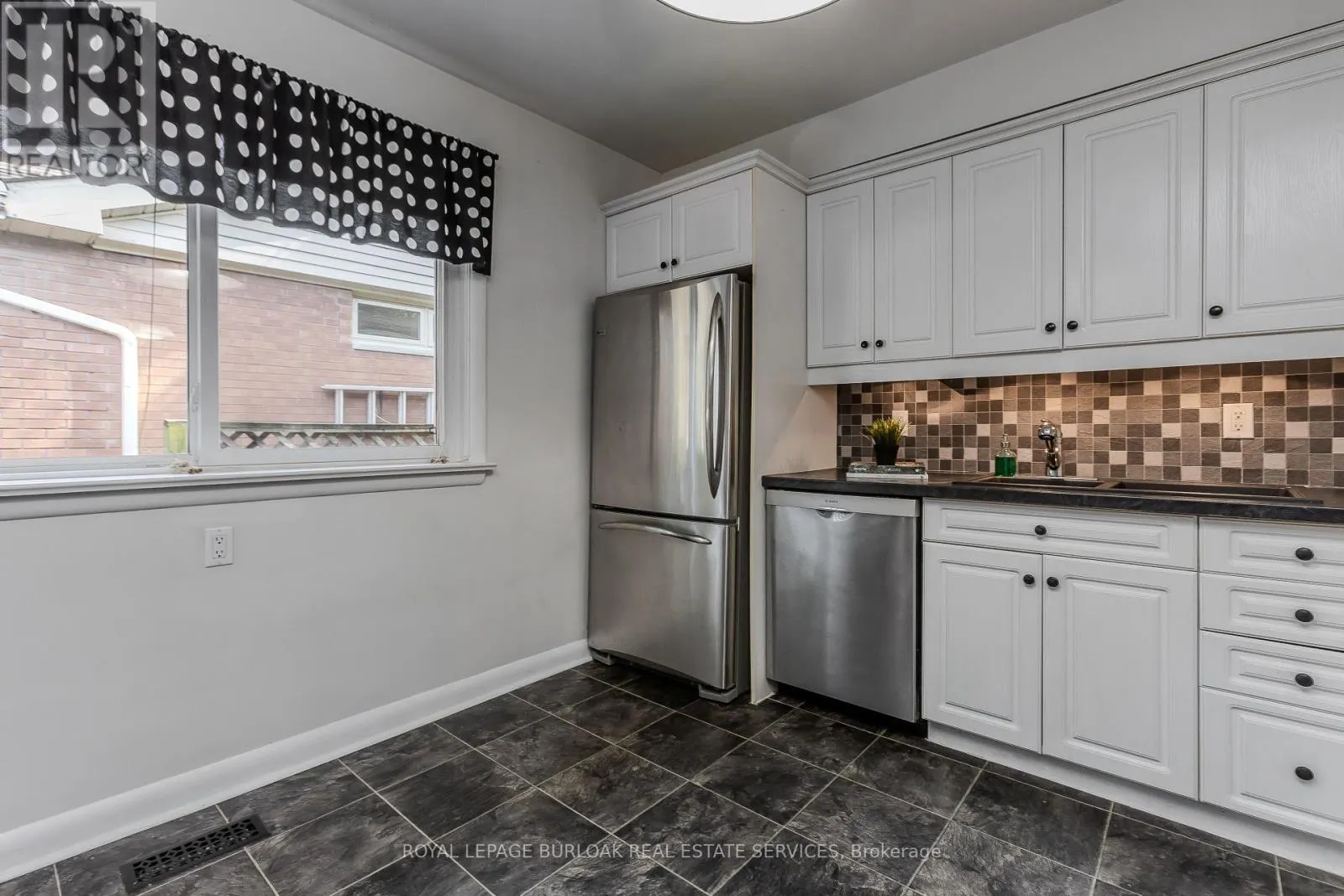 1420 ALFRED CRESCENT