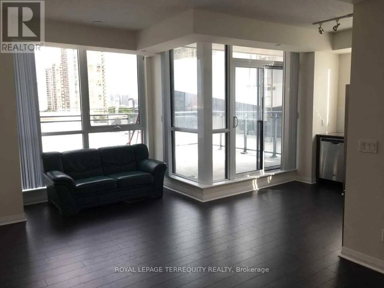 509 - 55 EGLINTON AVENUE W