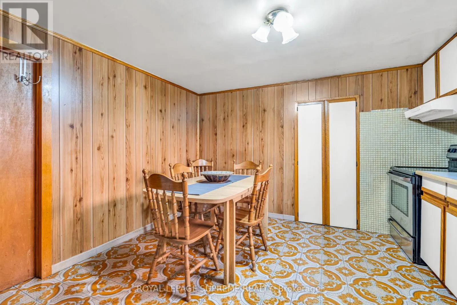 7 VELMA DRIVE