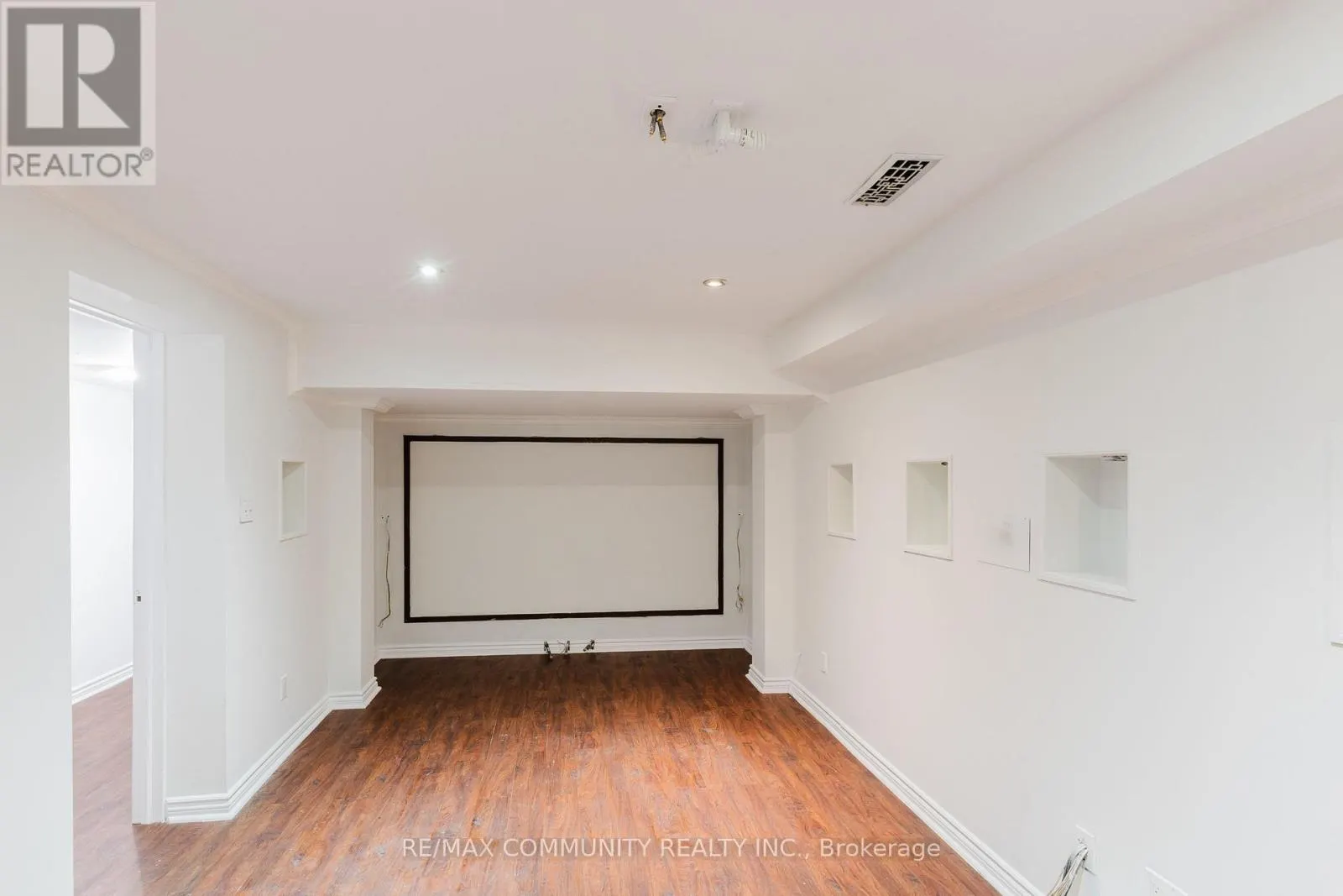 26 ASHDALE ROAD