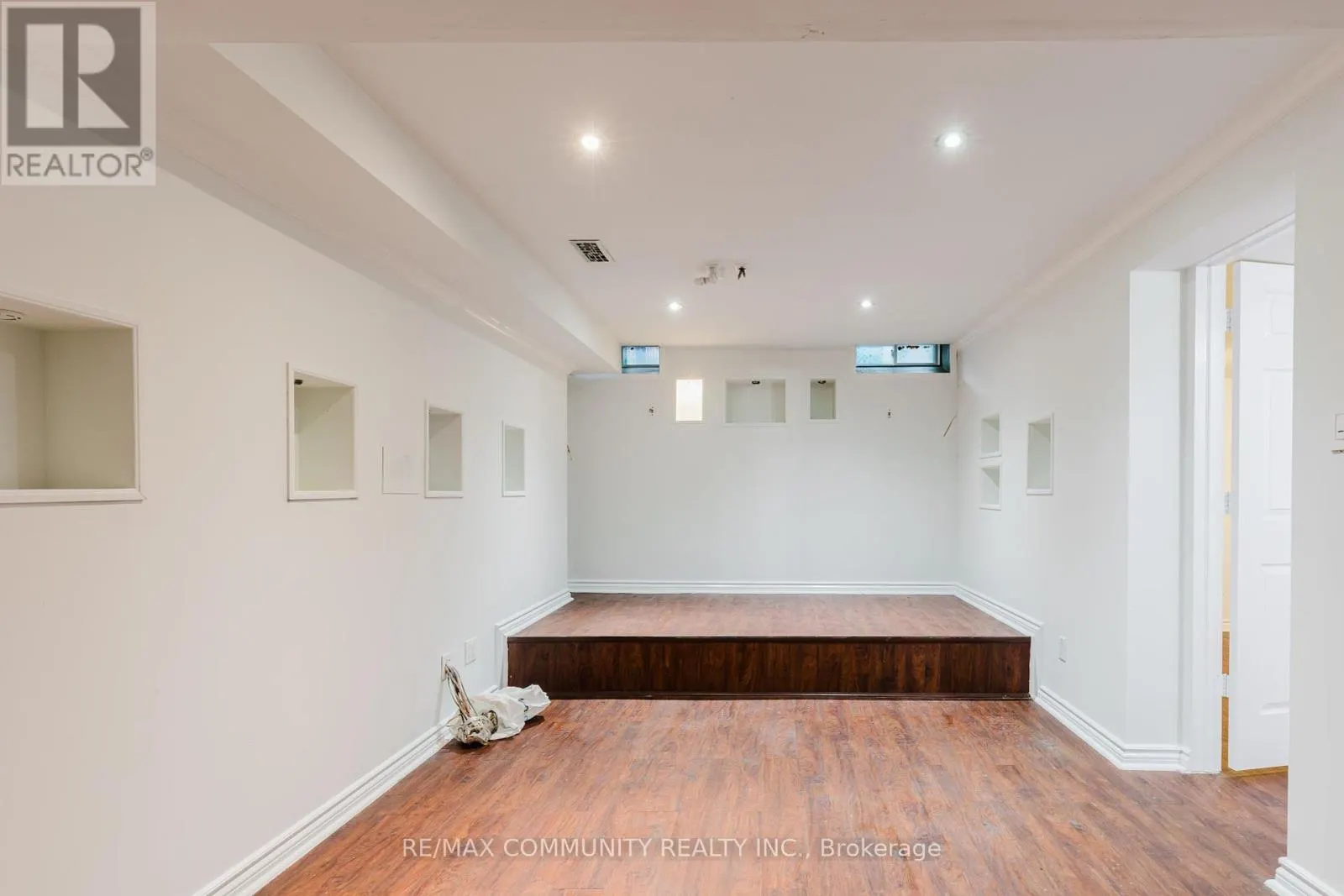 26 ASHDALE ROAD