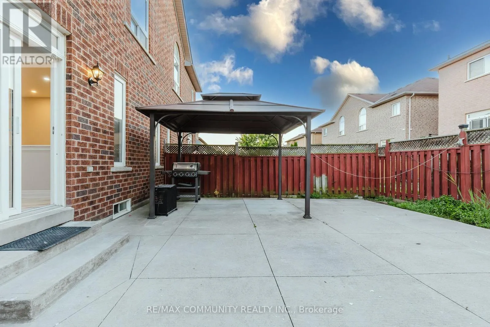 26 ASHDALE ROAD