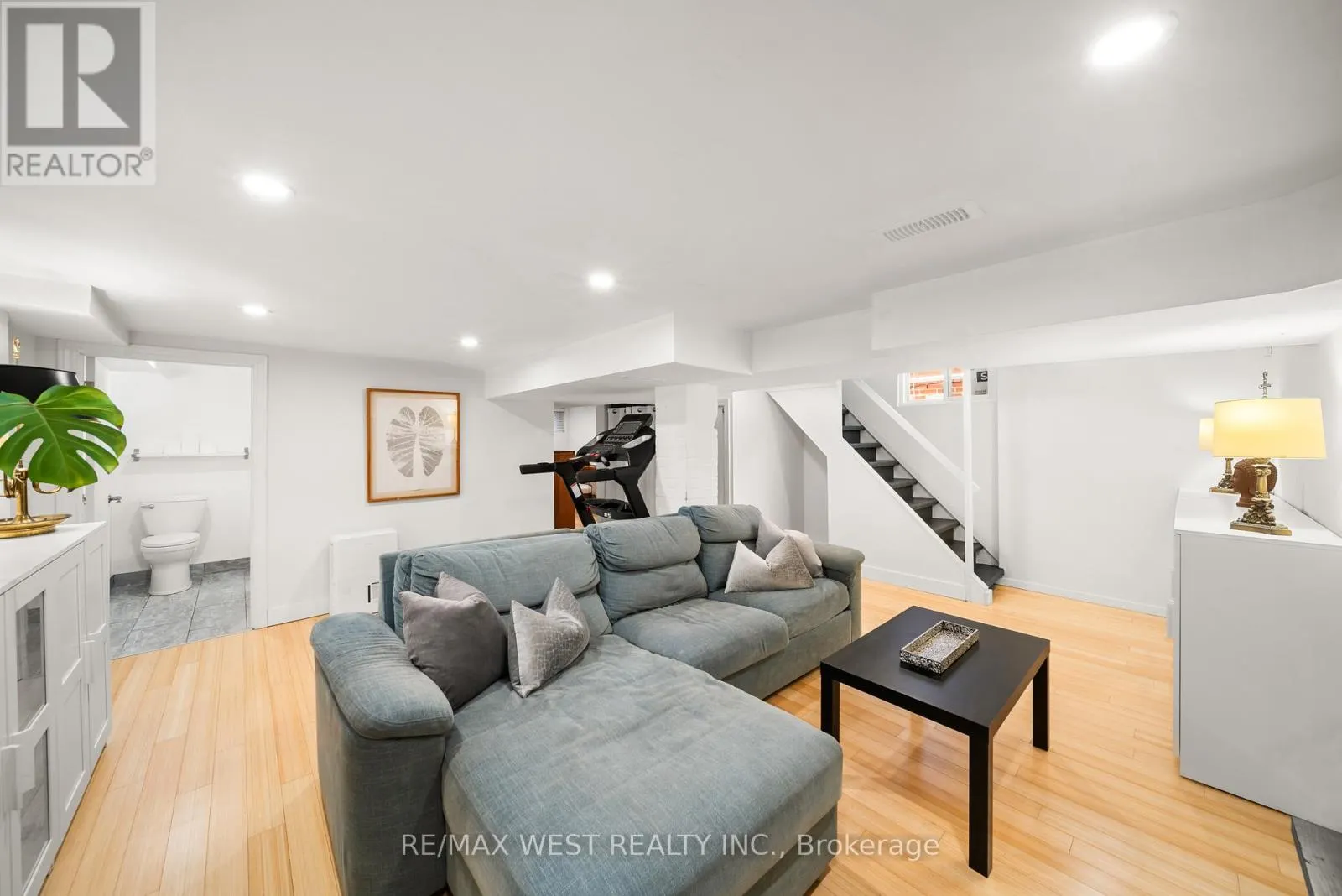 130 ST. JOHNS ROAD