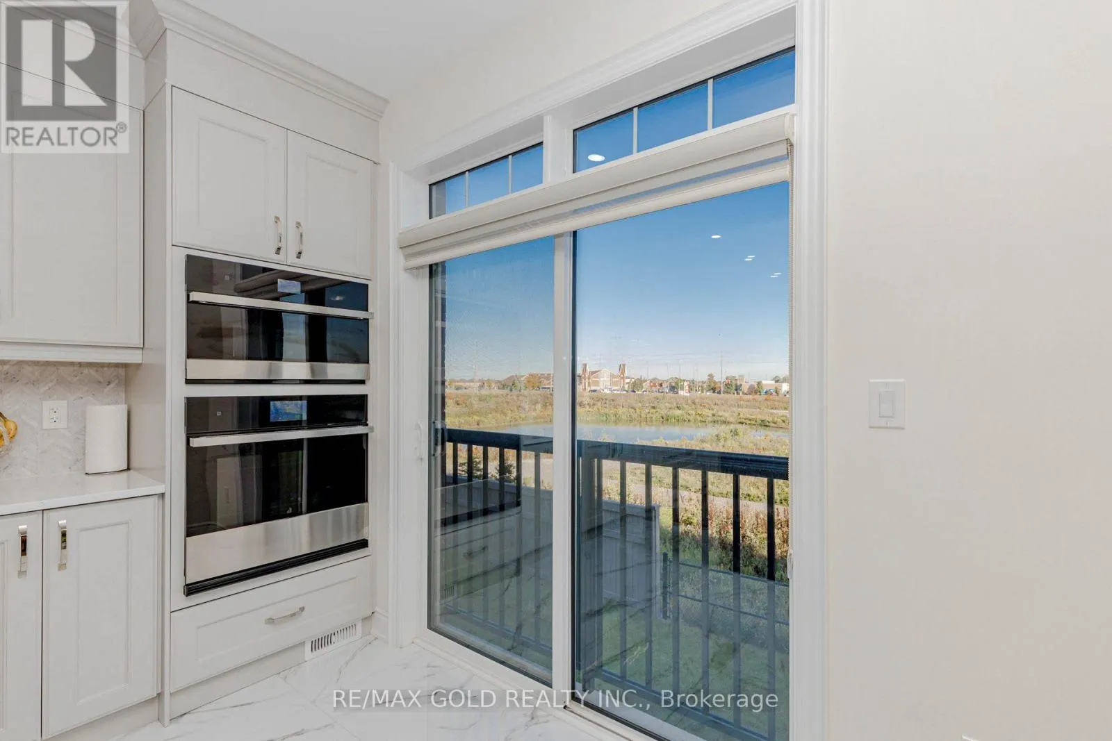 32 CLAREMOUNT DRIVE