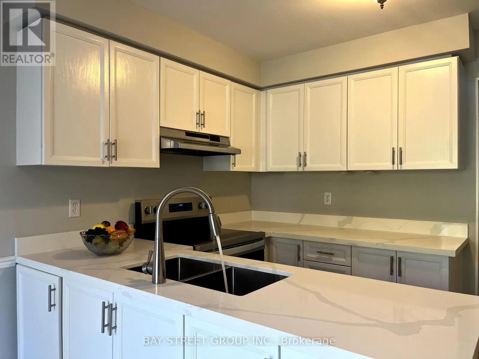 2517 DINNING COURT