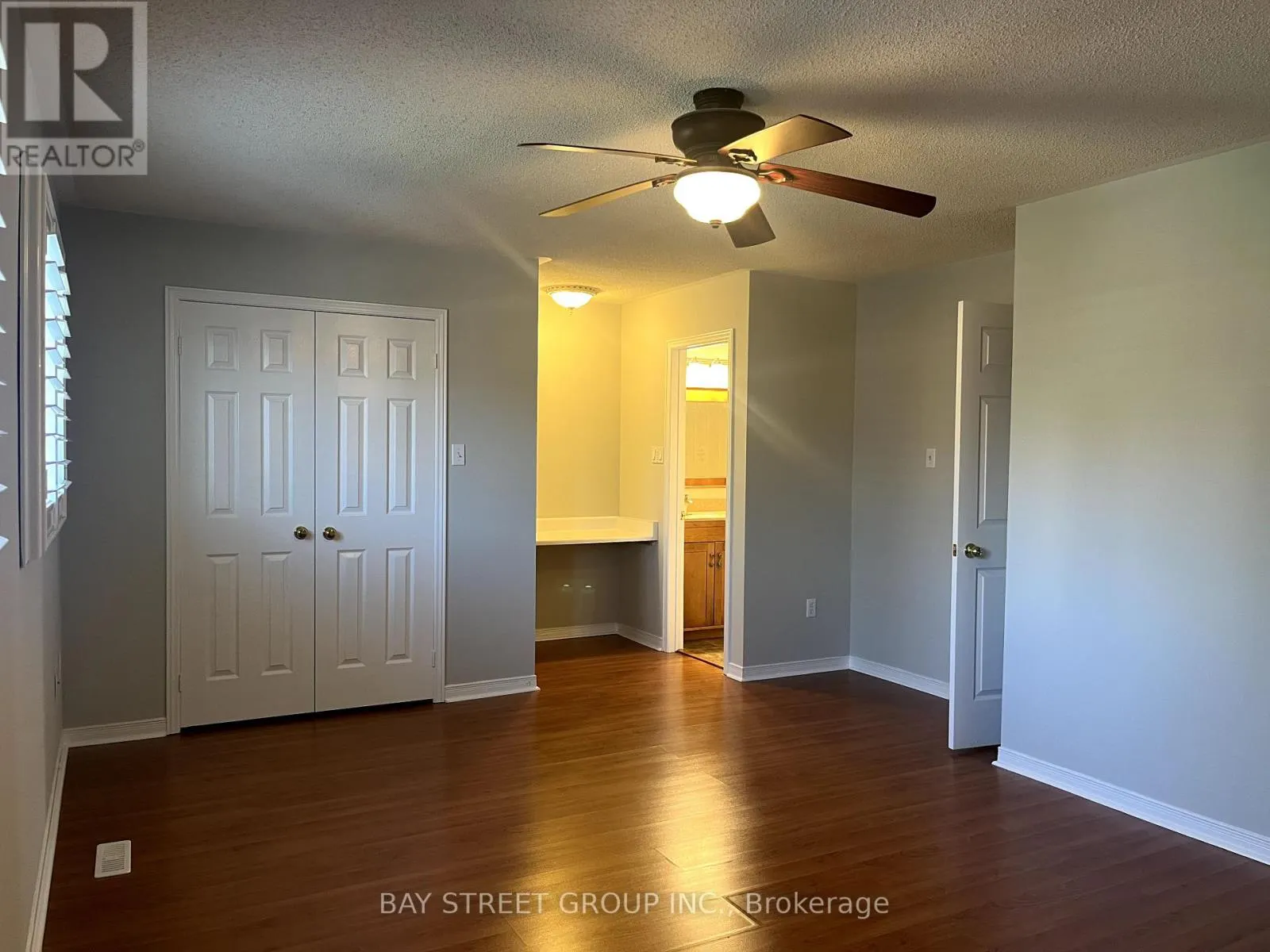 2517 DINNING COURT