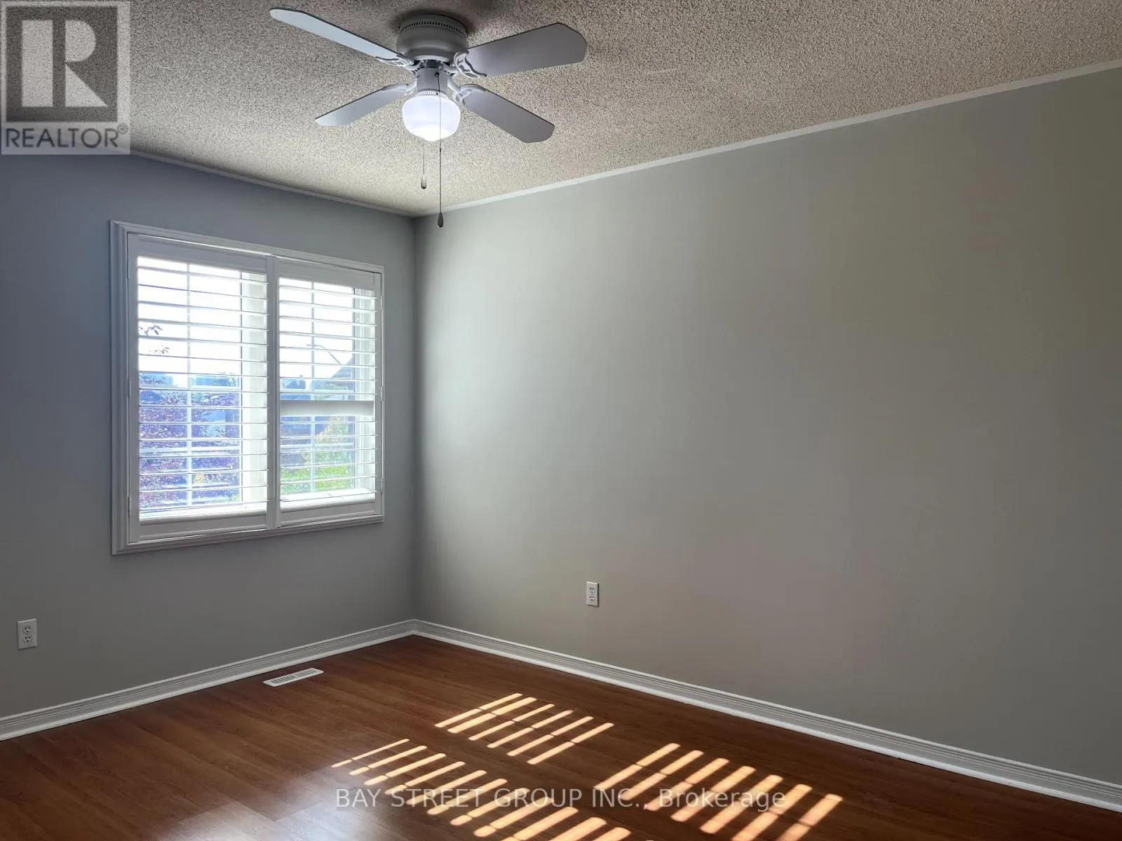 2517 DINNING COURT