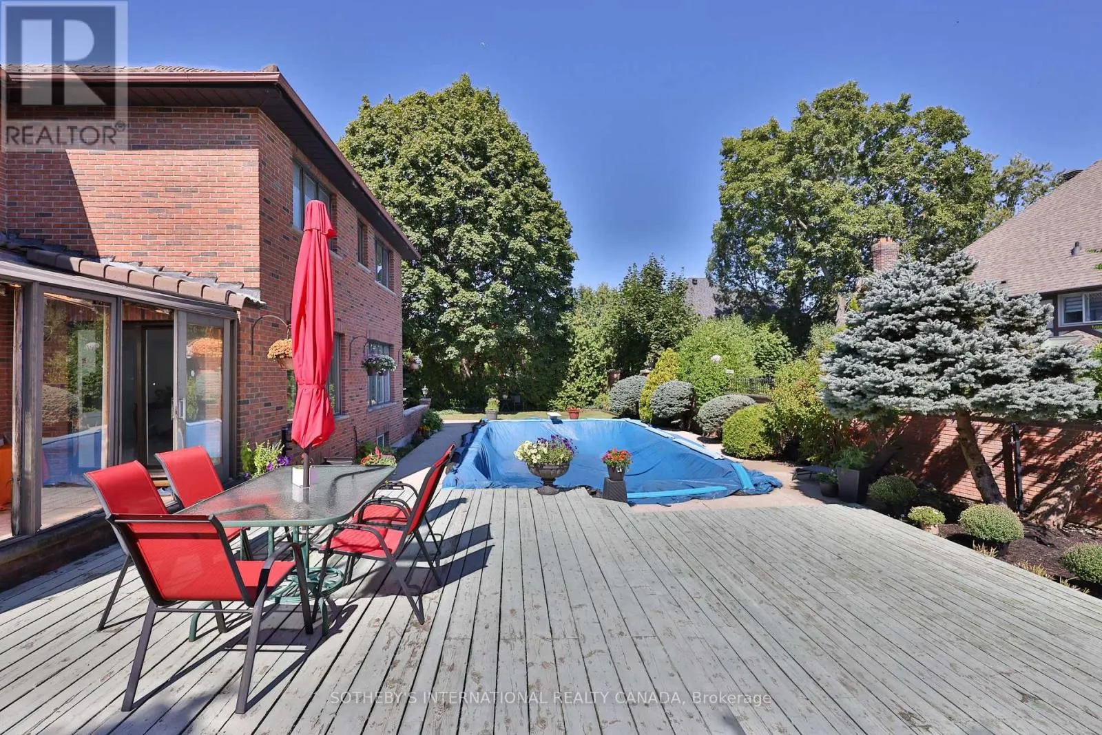 1070 GERAN CRESCENT