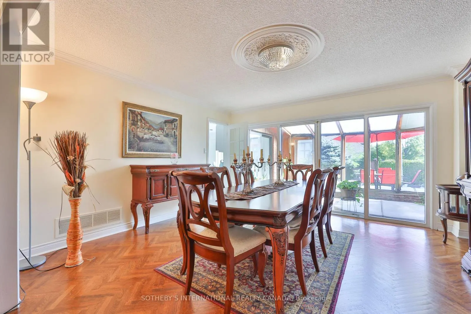 1070 GERAN CRESCENT