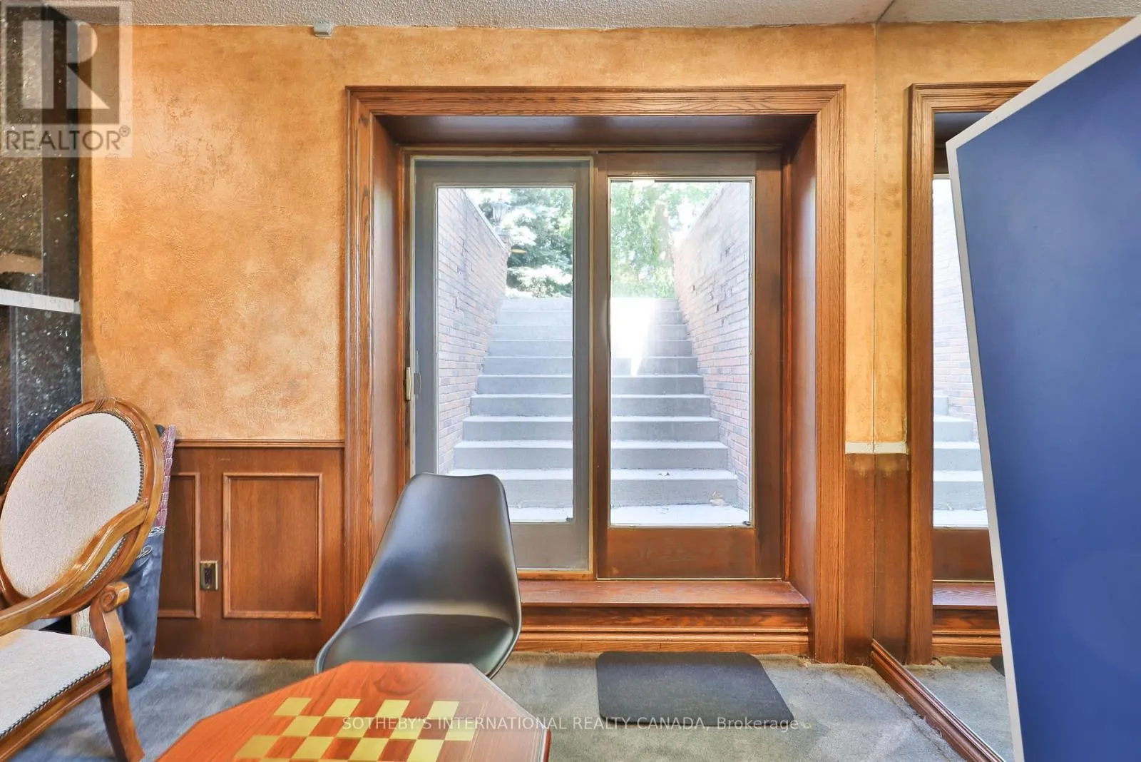 1070 GERAN CRESCENT