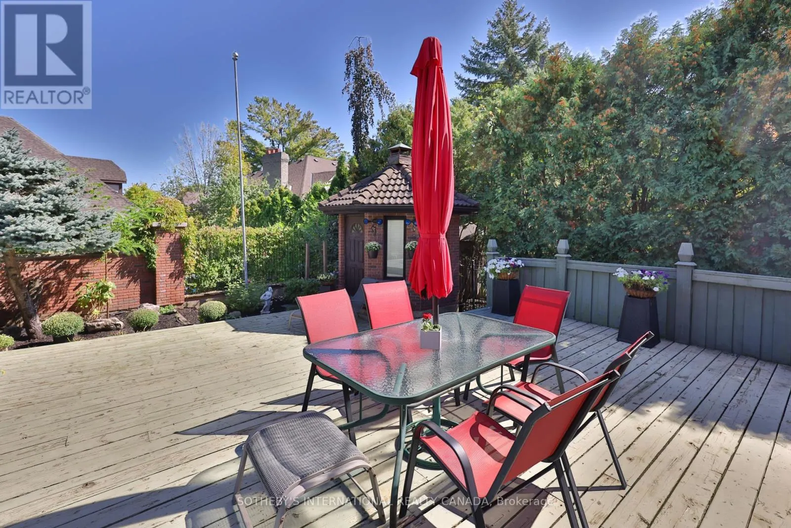 1070 GERAN CRESCENT