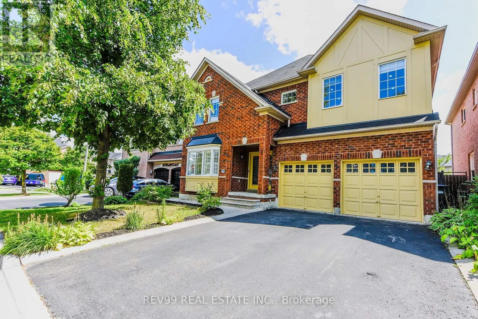 39 BONISTEL CRESCENT