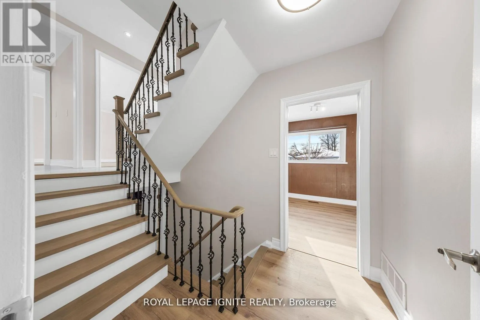 6 BRANTLEY CRESCENT