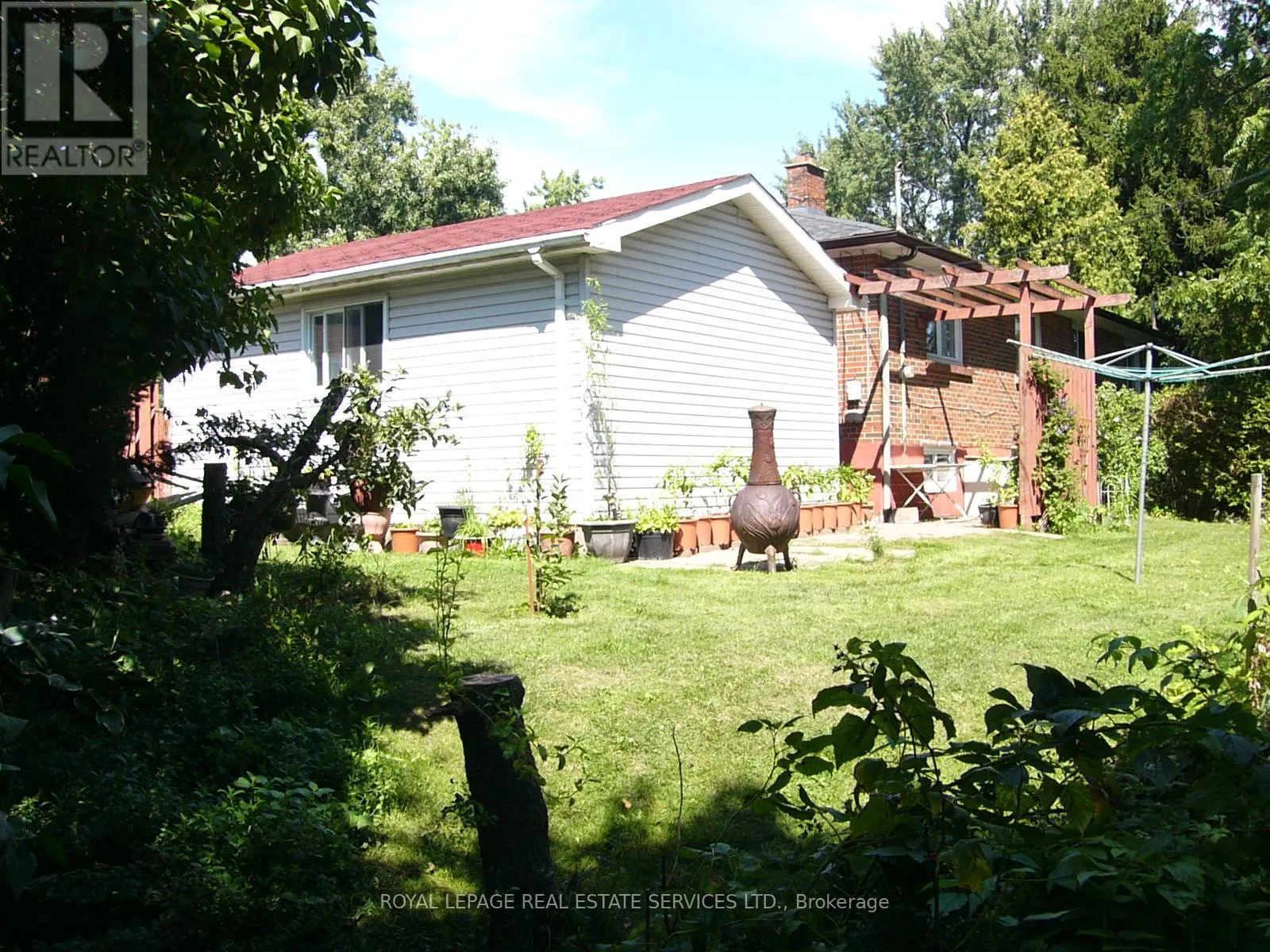 1193 INGLEDENE DRIVE