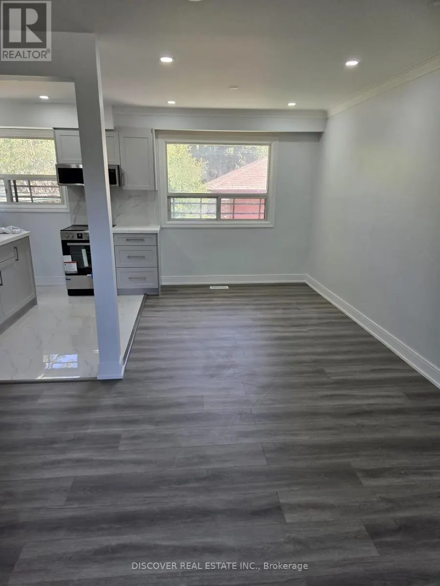 GROUND FLOOR ONLY - 186 FLORADALE DRIVE