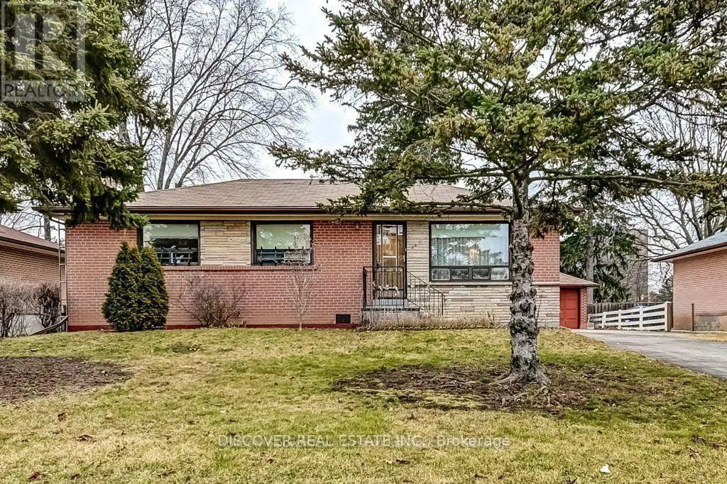 GROUND FLOOR ONLY - 186 FLORADALE DRIVE