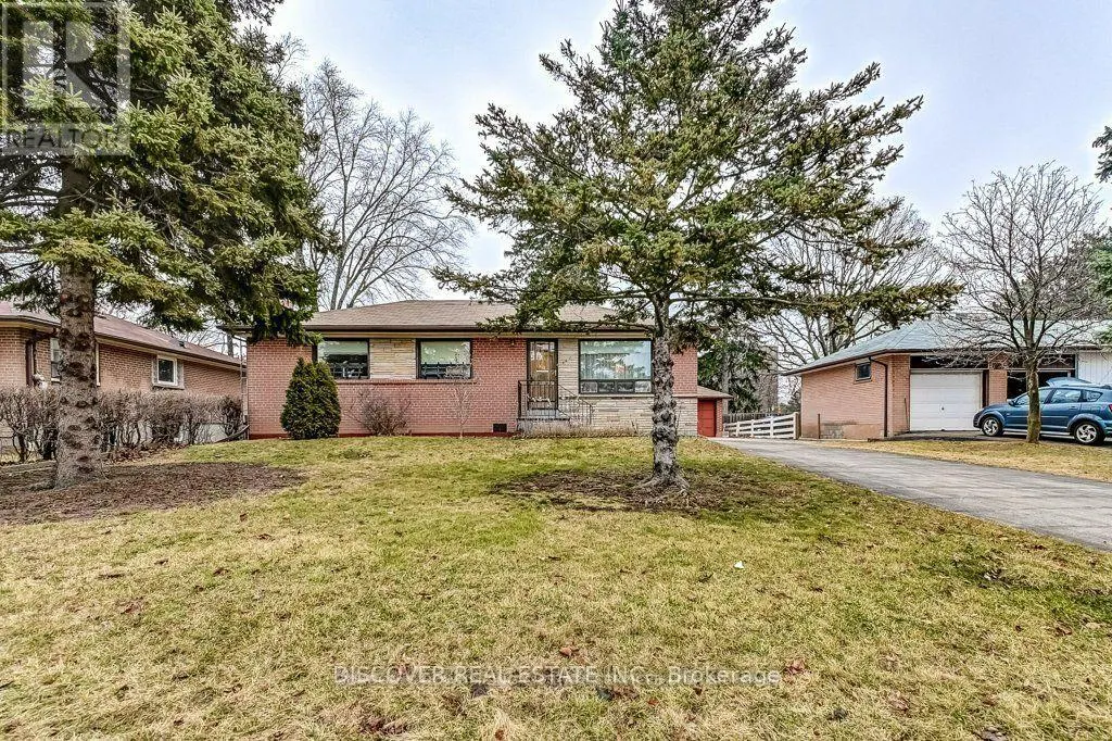 GROUND FLOOR ONLY - 186 FLORADALE DRIVE