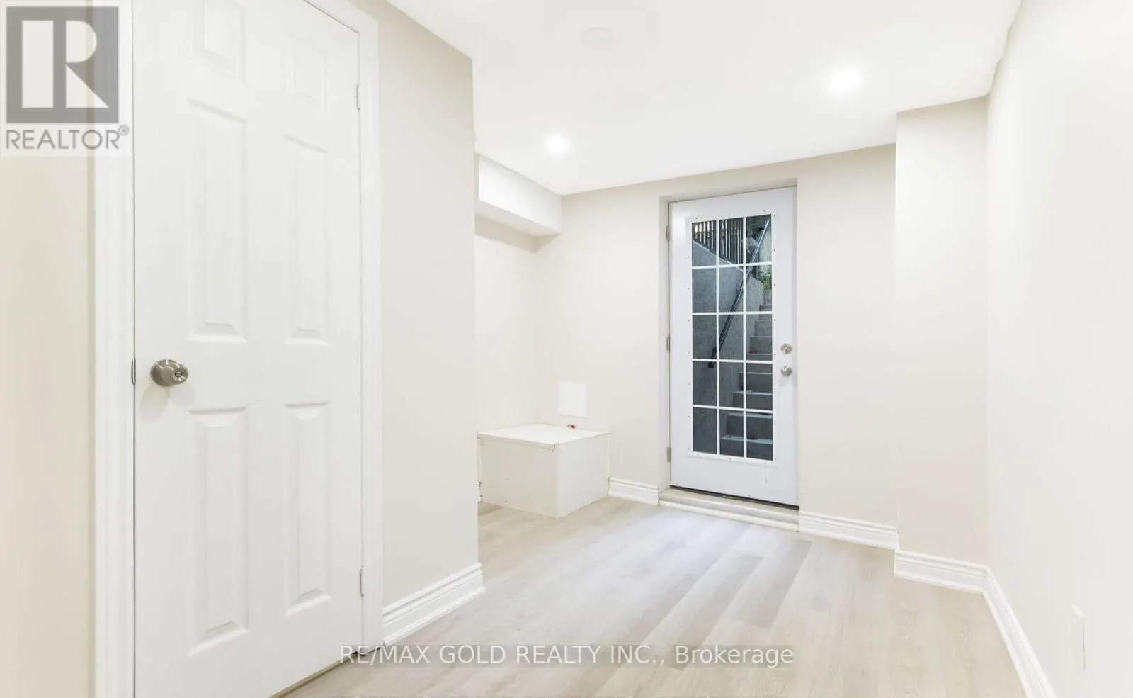 97 BANTING CRESCENT