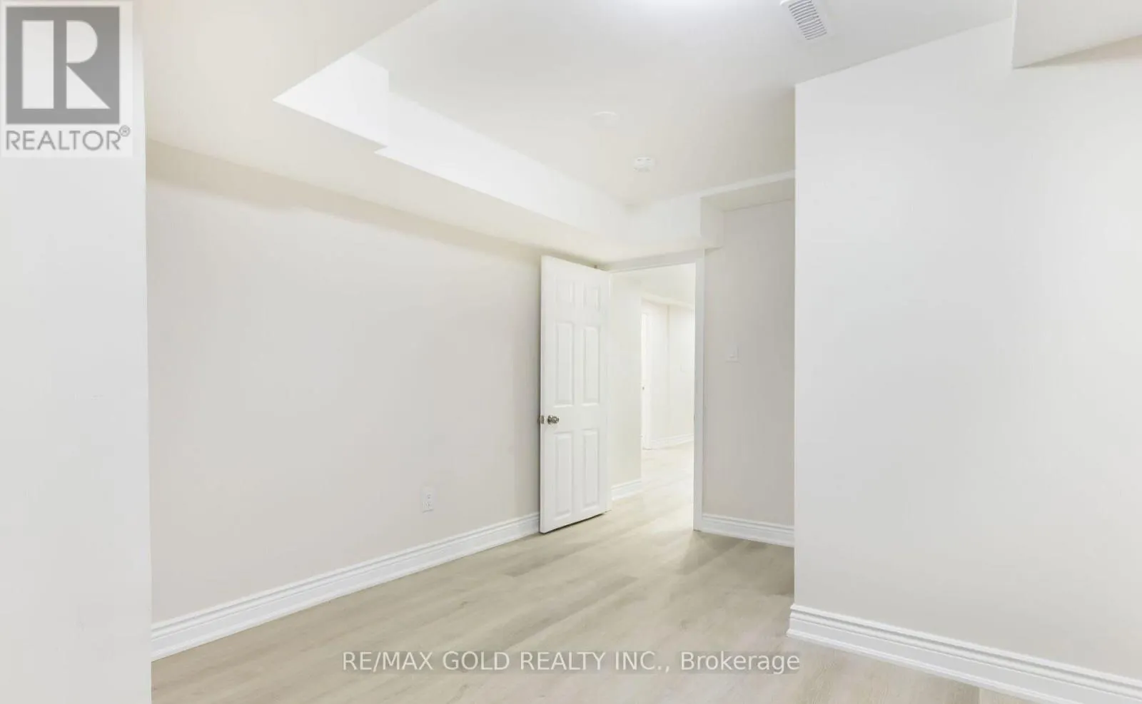97 BANTING CRESCENT