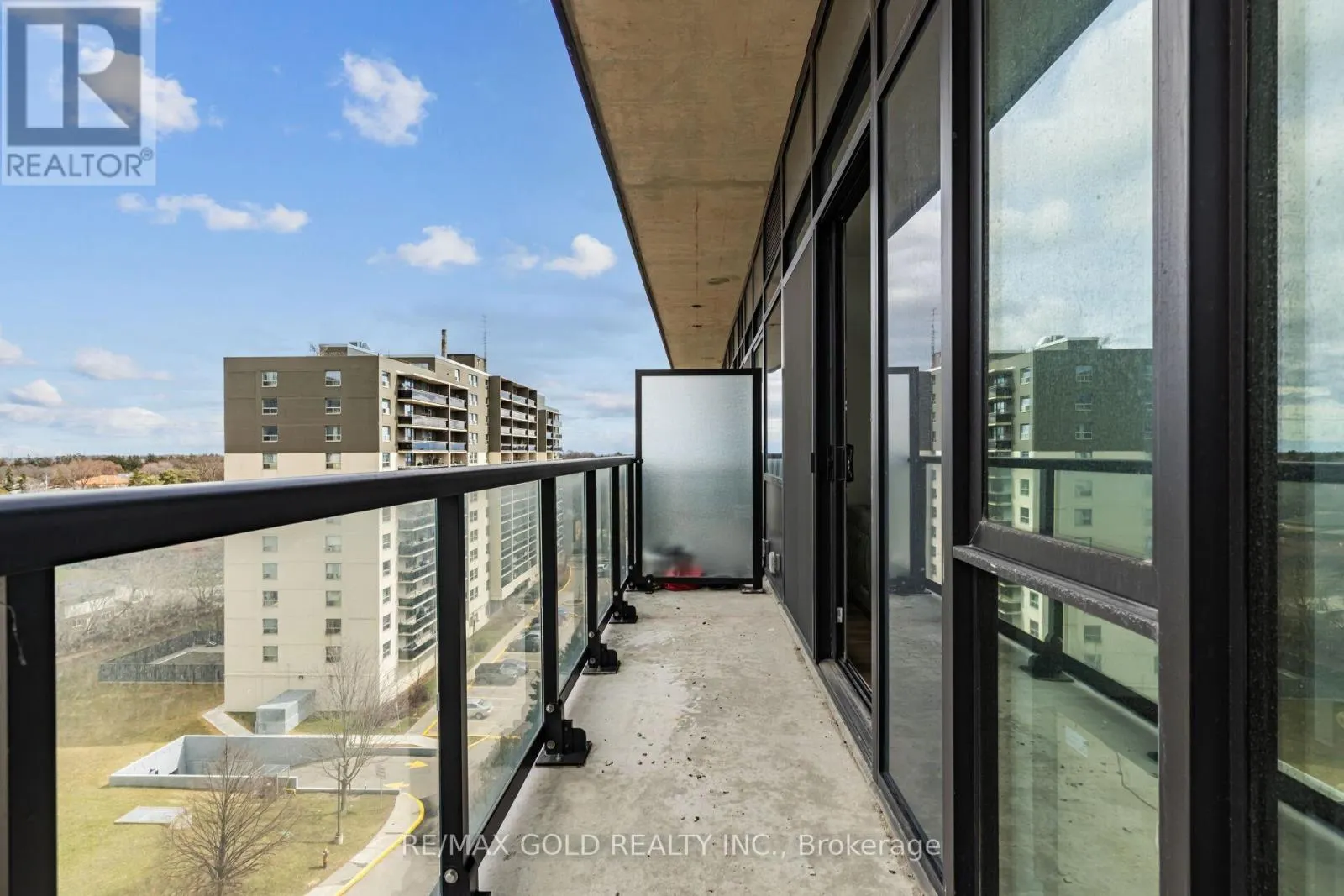 716 - 86 DUNDAS STREET E