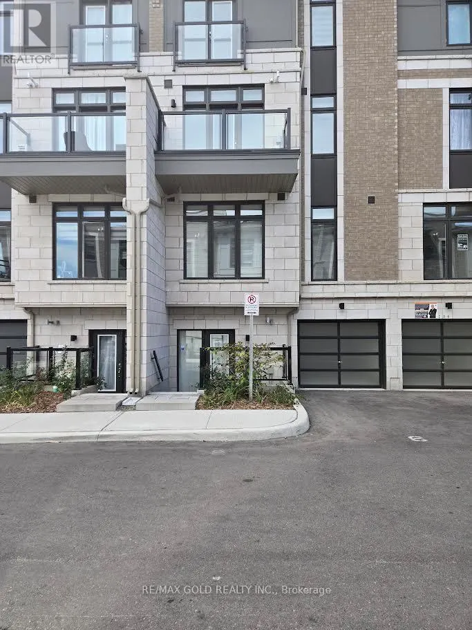 202 - 30 HALLIFORD PLACE