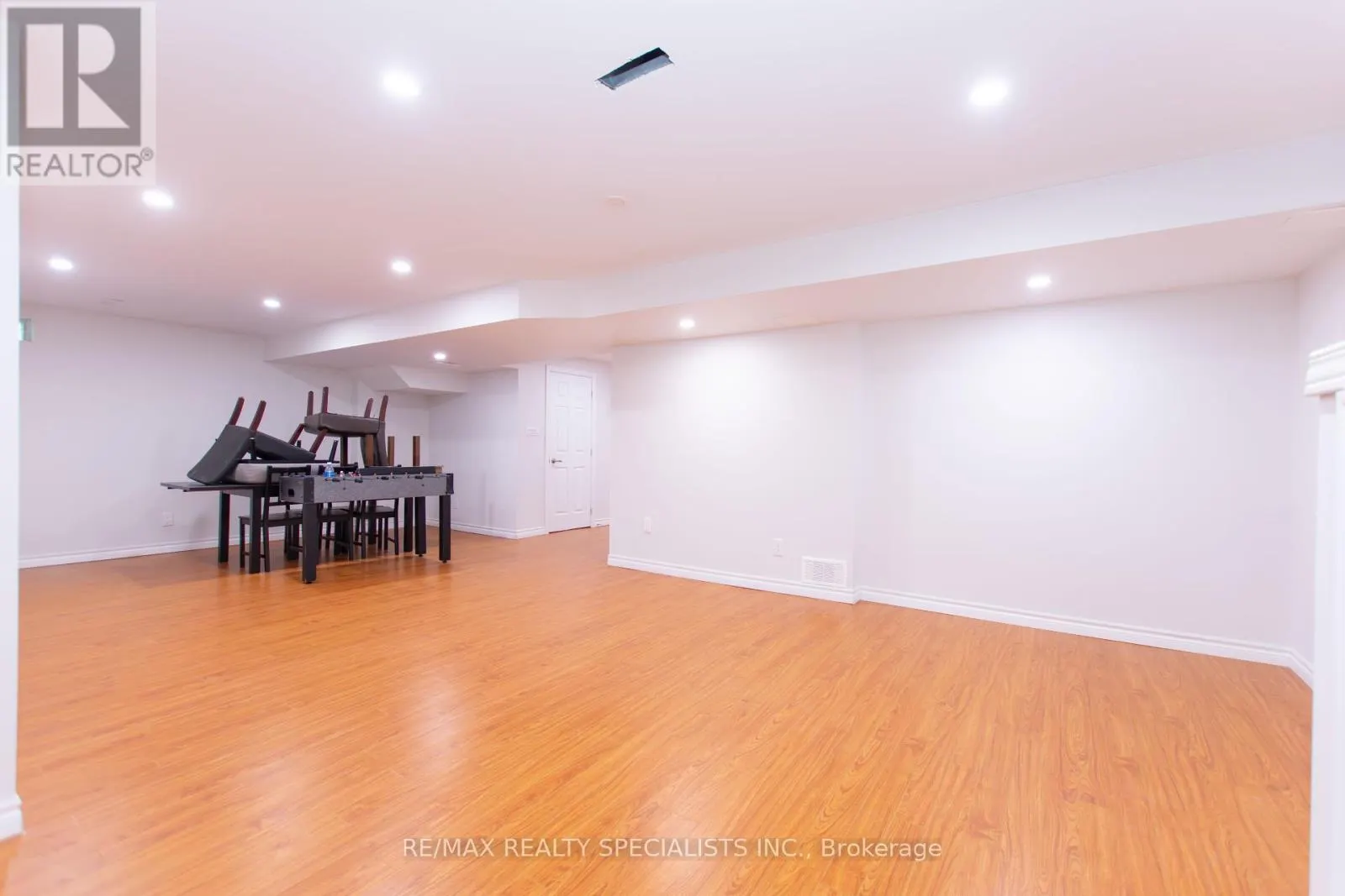 929 PHILBROOK DRIVE