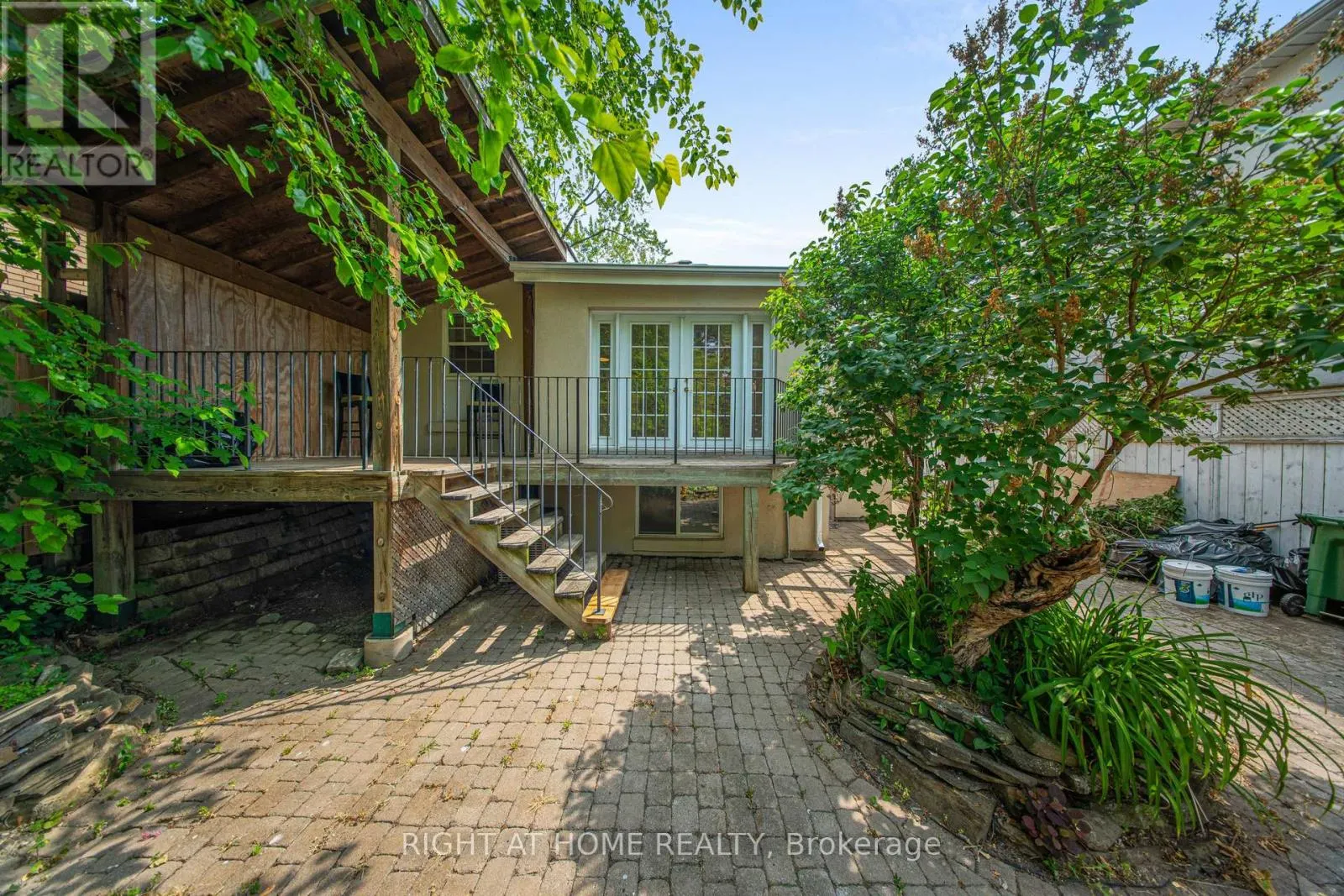 170 QUEENS AVENUE