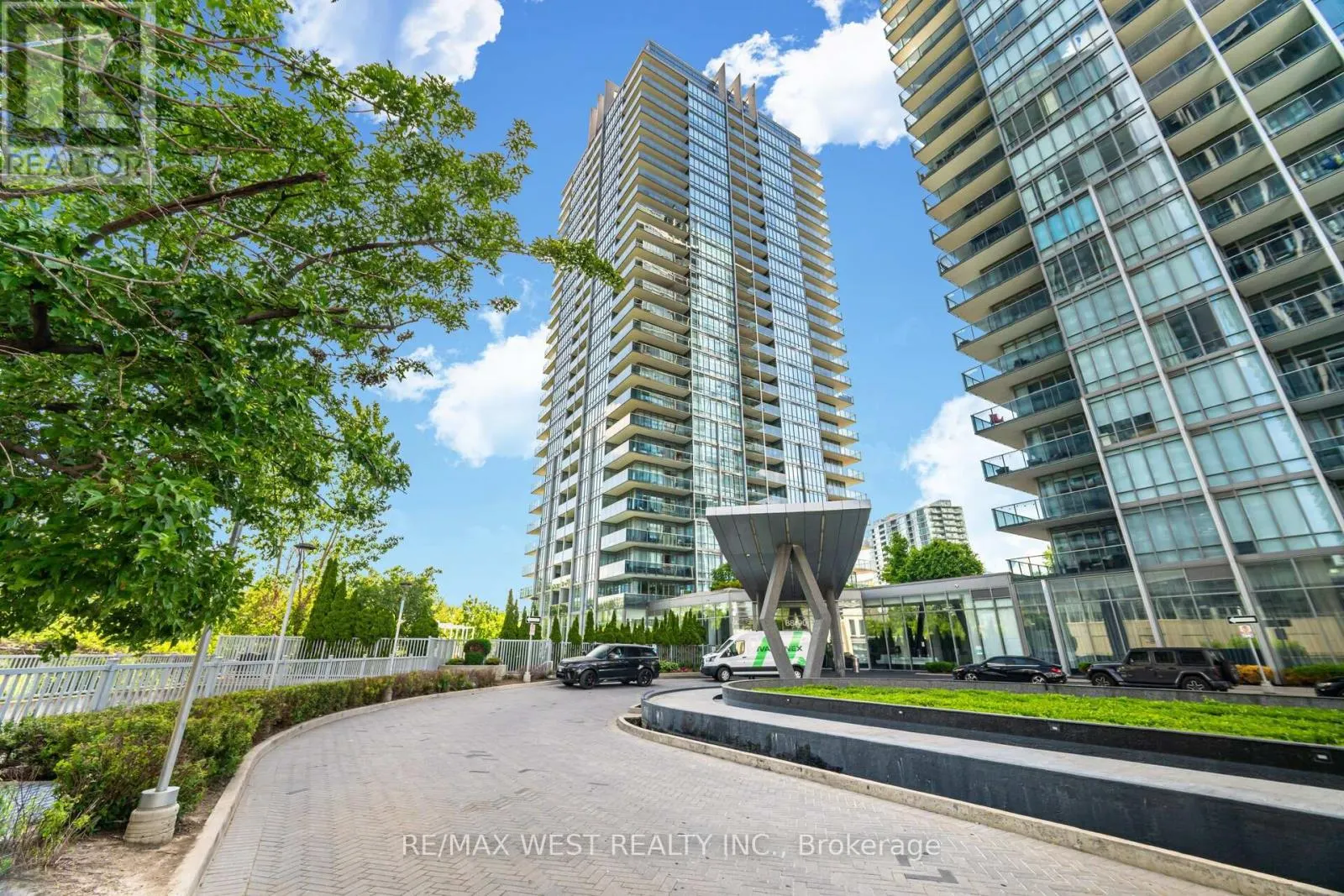 1612 - 88 PARK LAWN ROAD