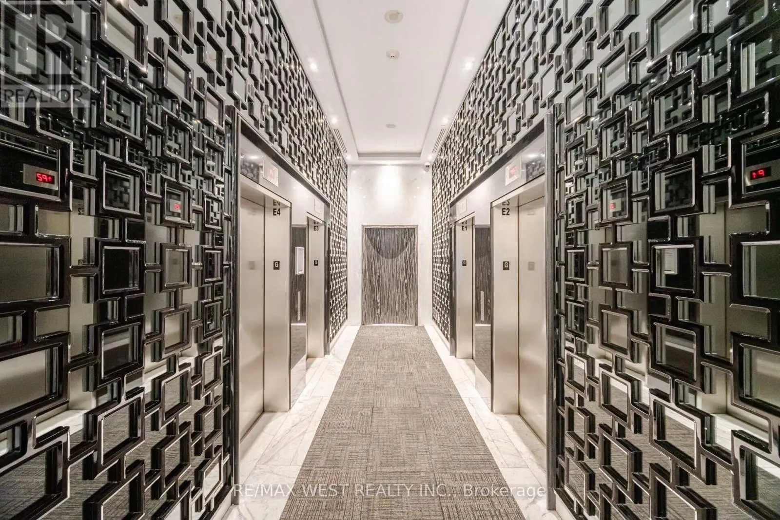 1612 - 88 PARK LAWN ROAD