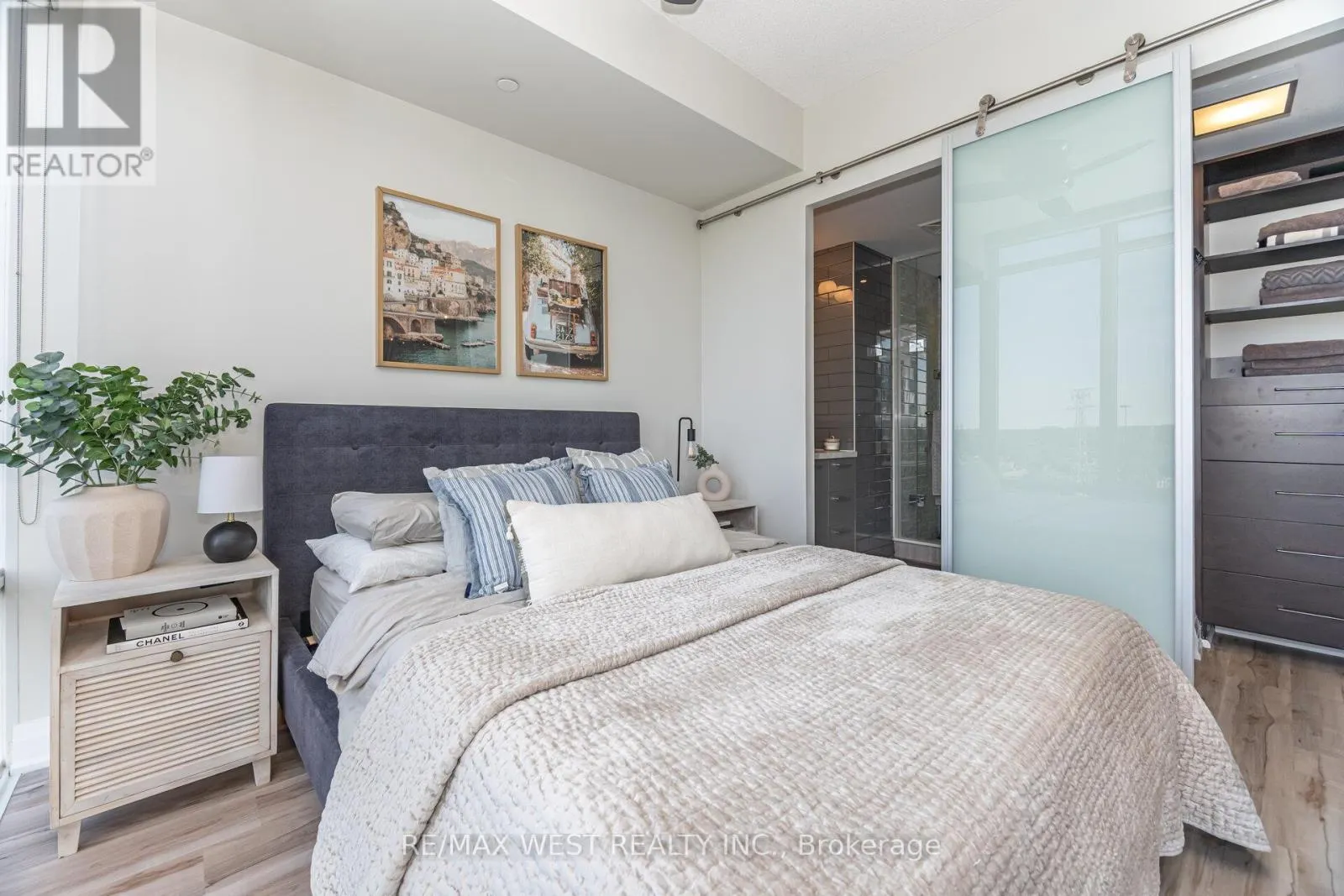 1612 - 88 PARK LAWN ROAD