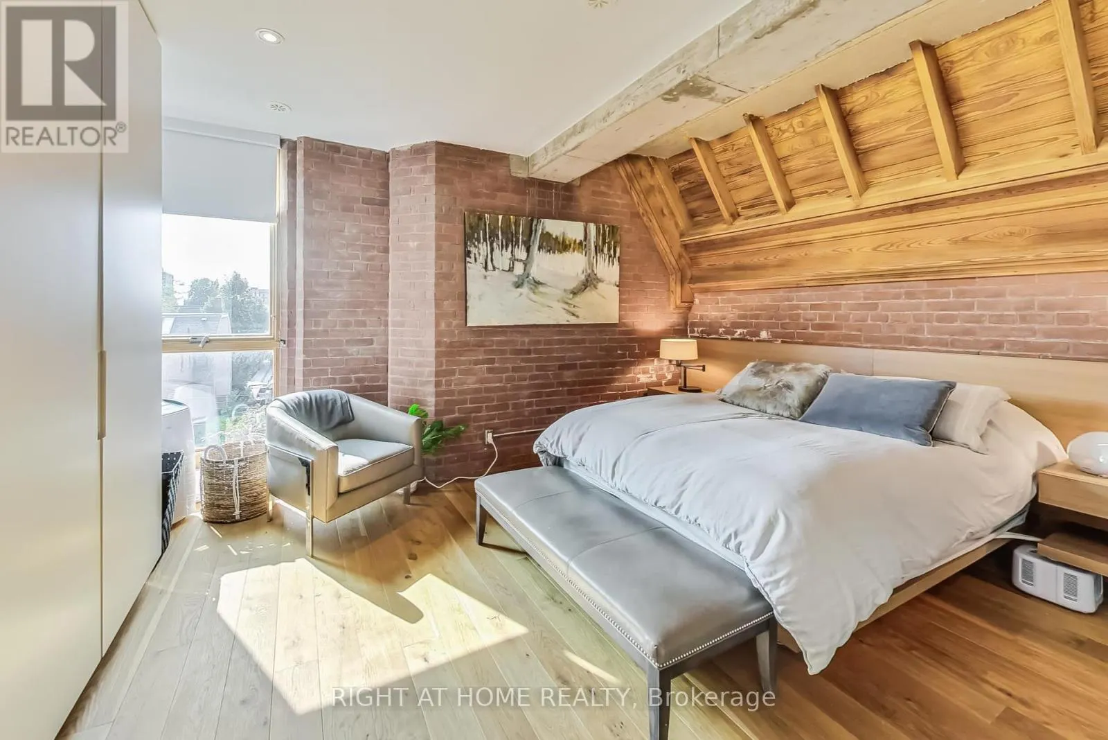 10 - 40 WESTMORELAND AVENUE, #10