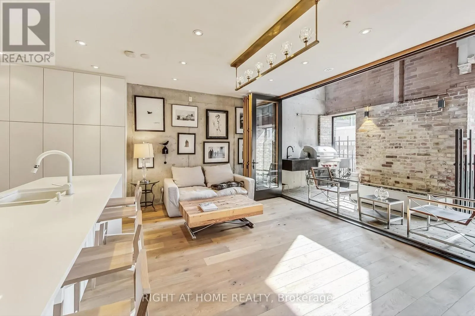 10 - 40 WESTMORELAND AVENUE, #10