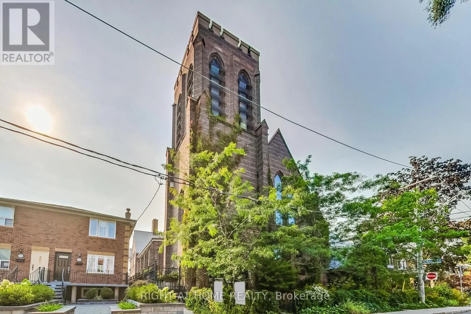 10 - 40 WESTMORELAND AVENUE, #10