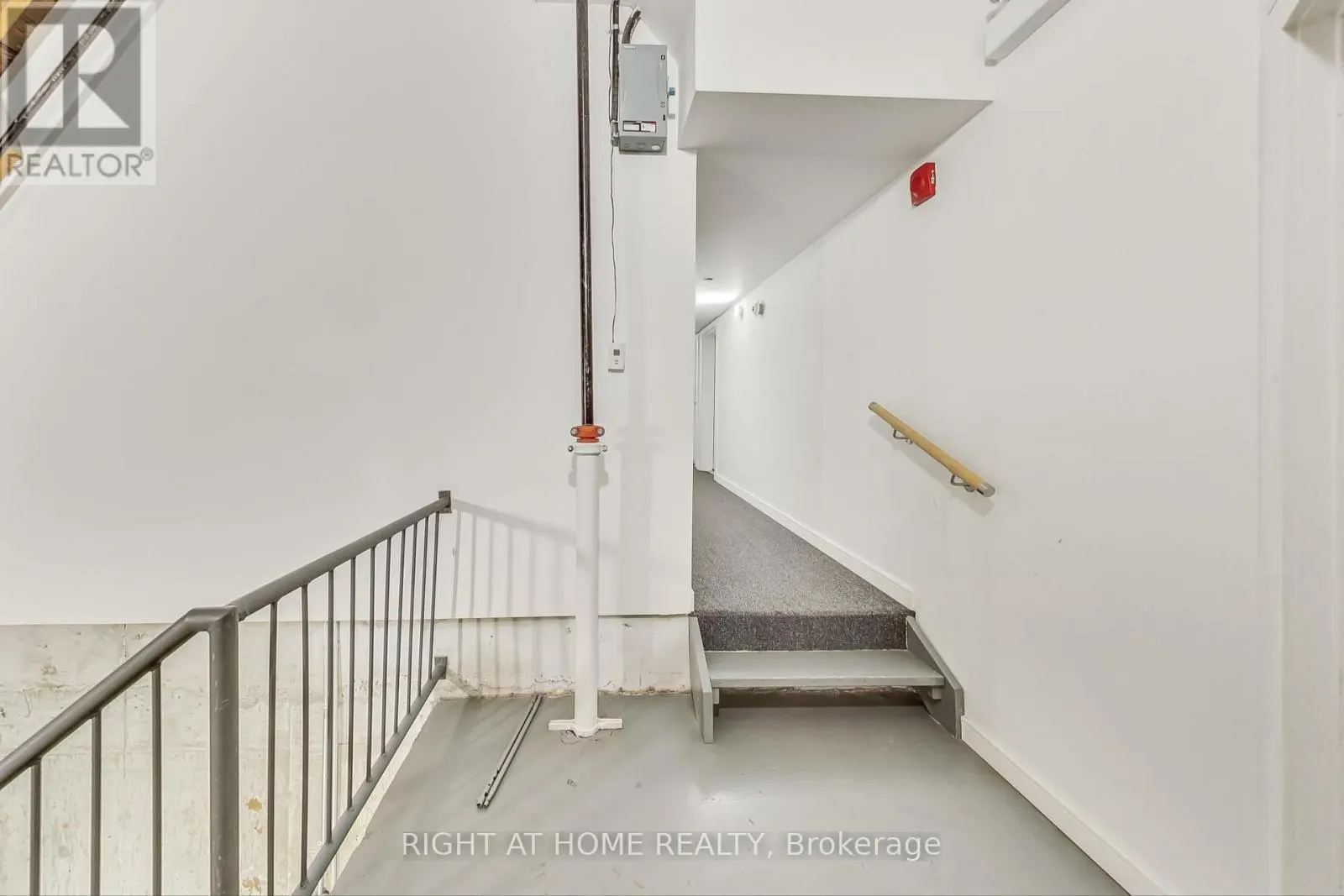 10 - 40 WESTMORELAND AVENUE, #10