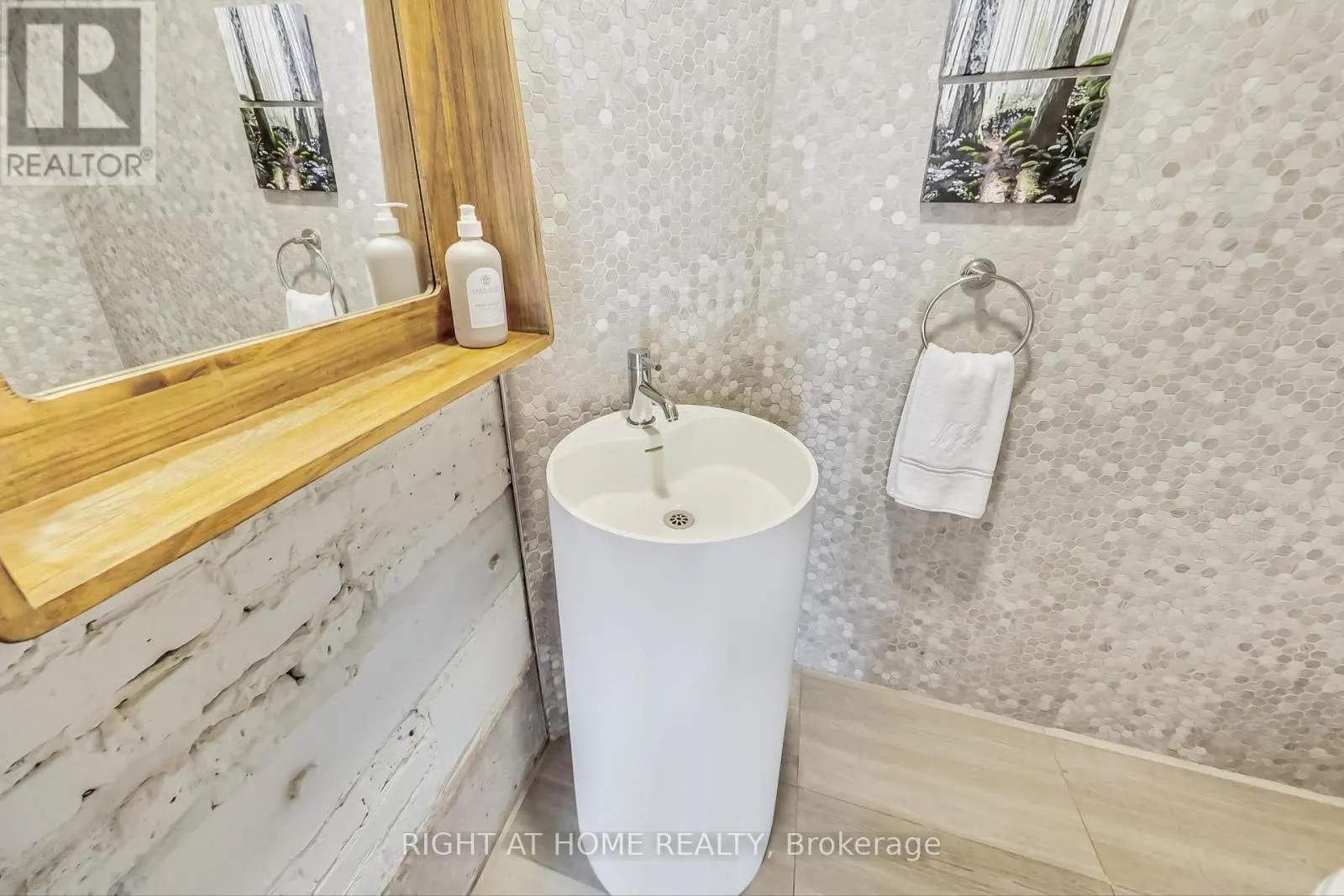 10 - 40 WESTMORELAND AVENUE, #10