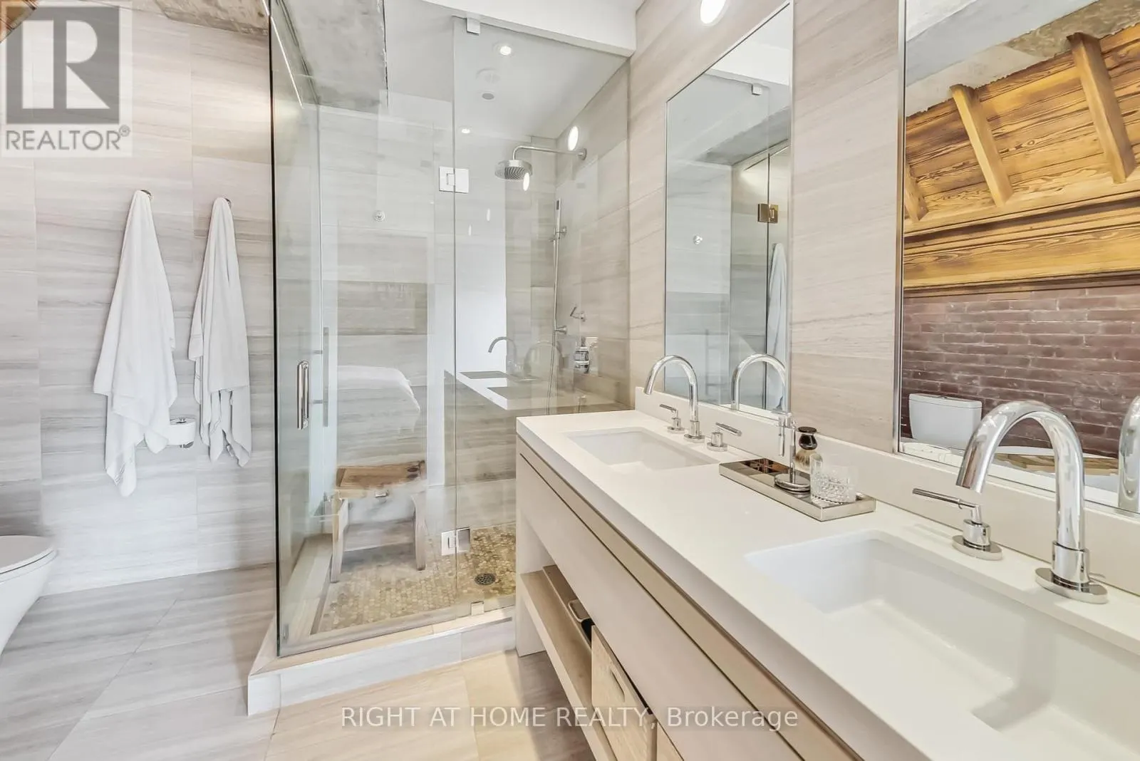 10 - 40 WESTMORELAND AVENUE, #10