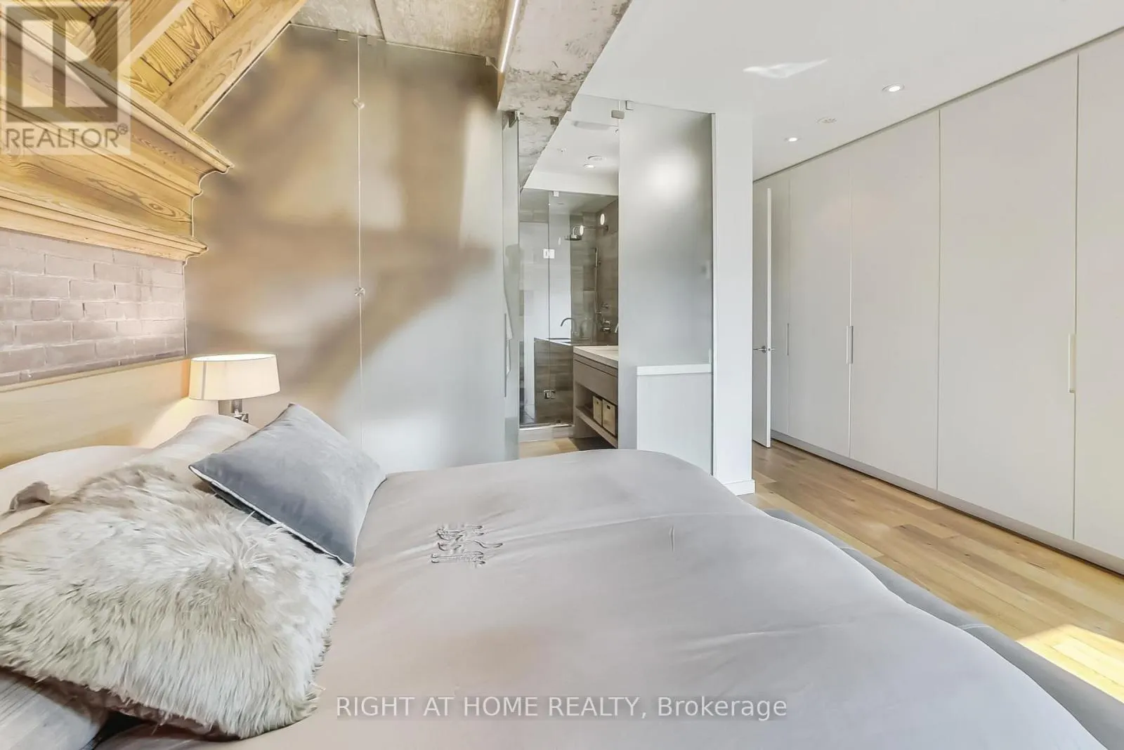 10 - 40 WESTMORELAND AVENUE, #10
