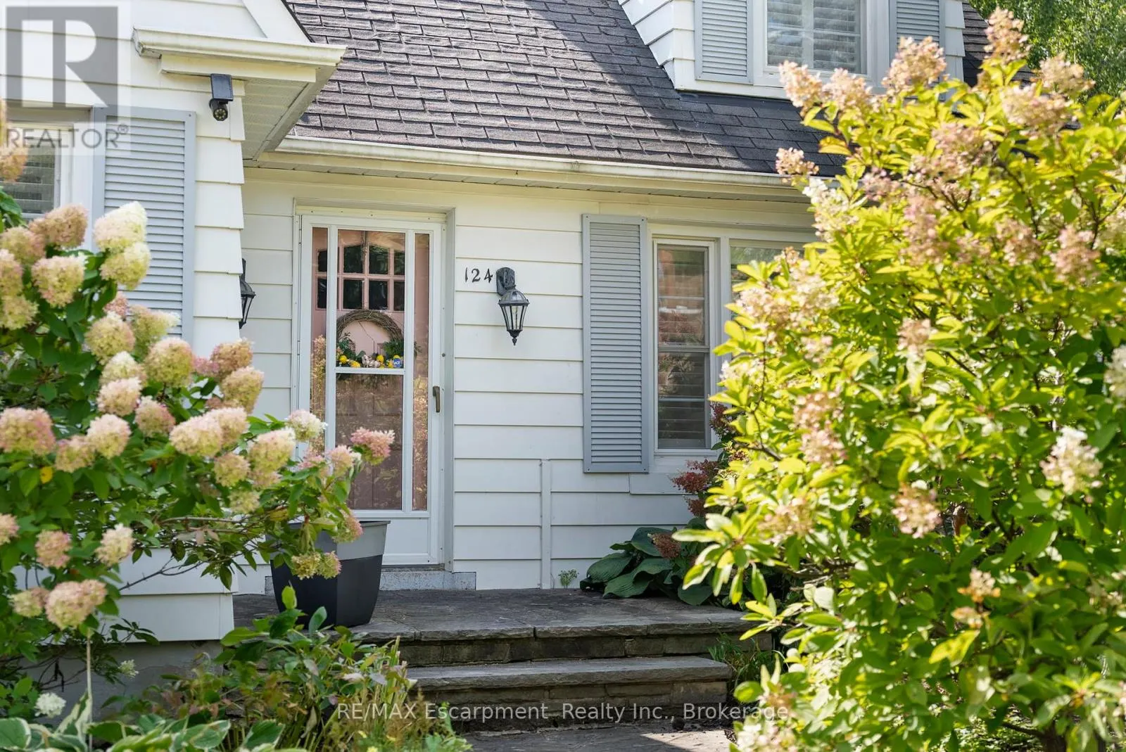 124 LYDIA AVENUE