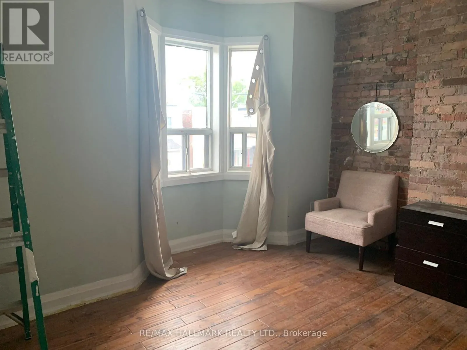 295 OLD WESTON ROAD